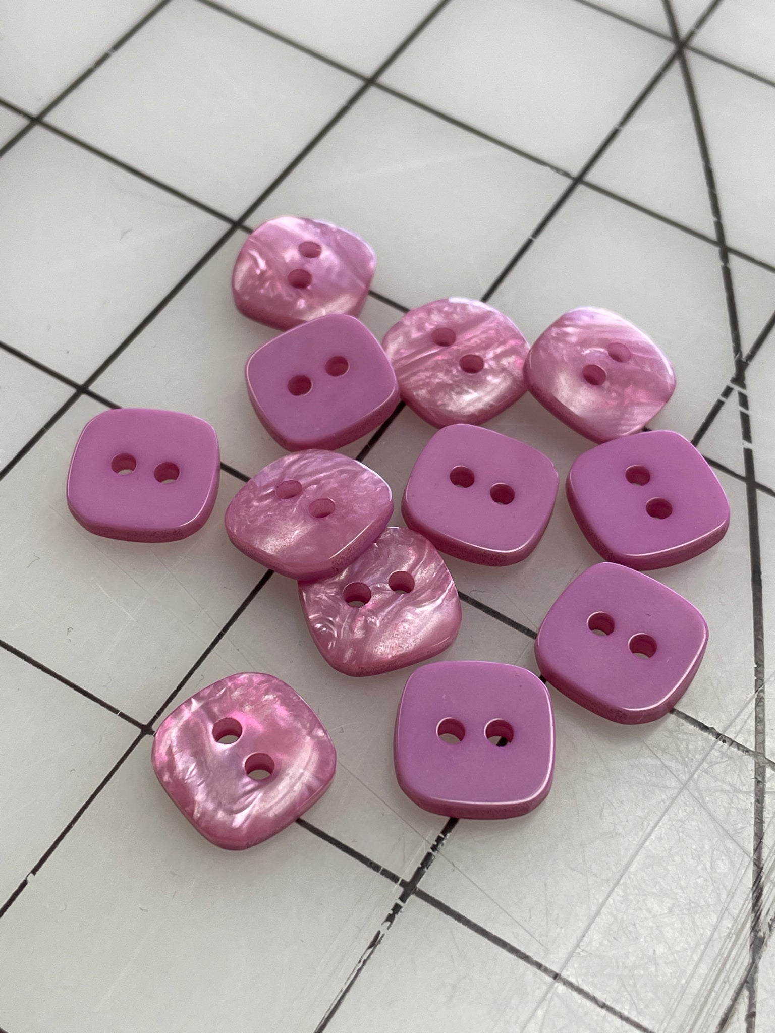 Button Set of 12 Plastic - Pearlized Orchid Pink