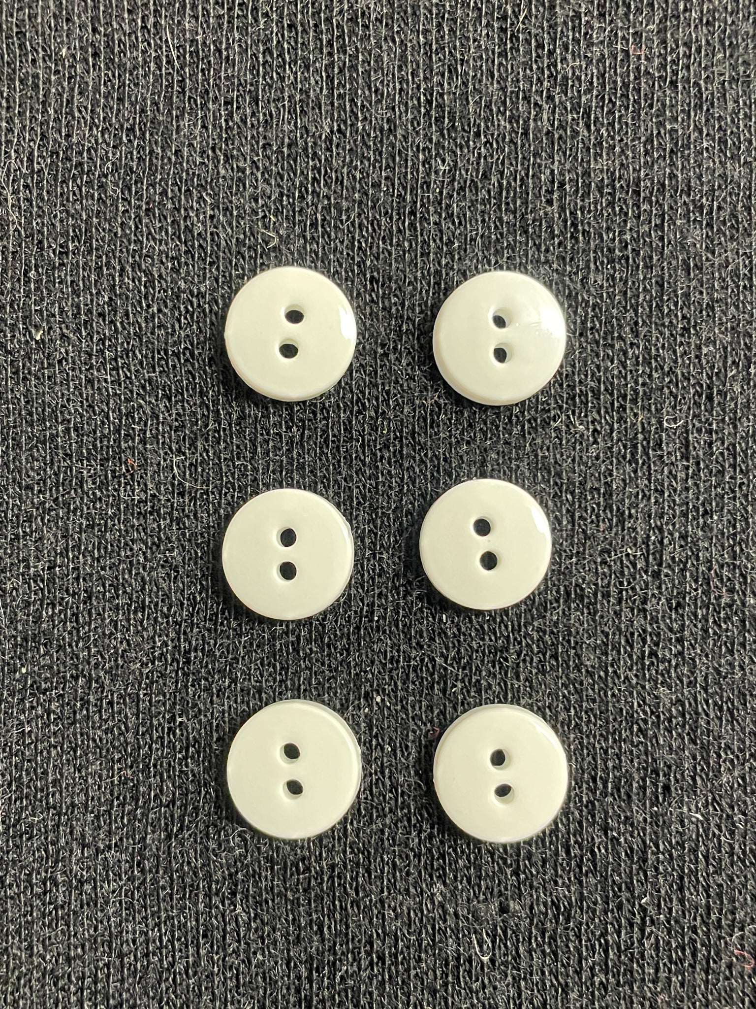 Button Plastic - Shiny Plain White