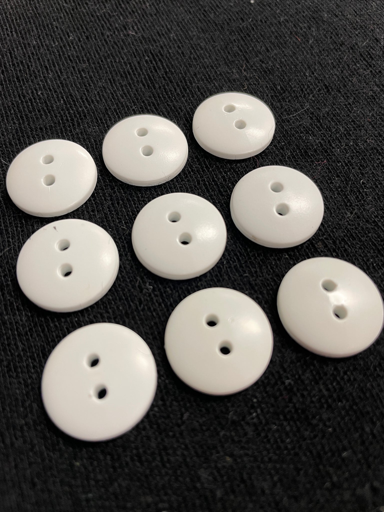Button Plastic Set of 9 - Plain Matte White