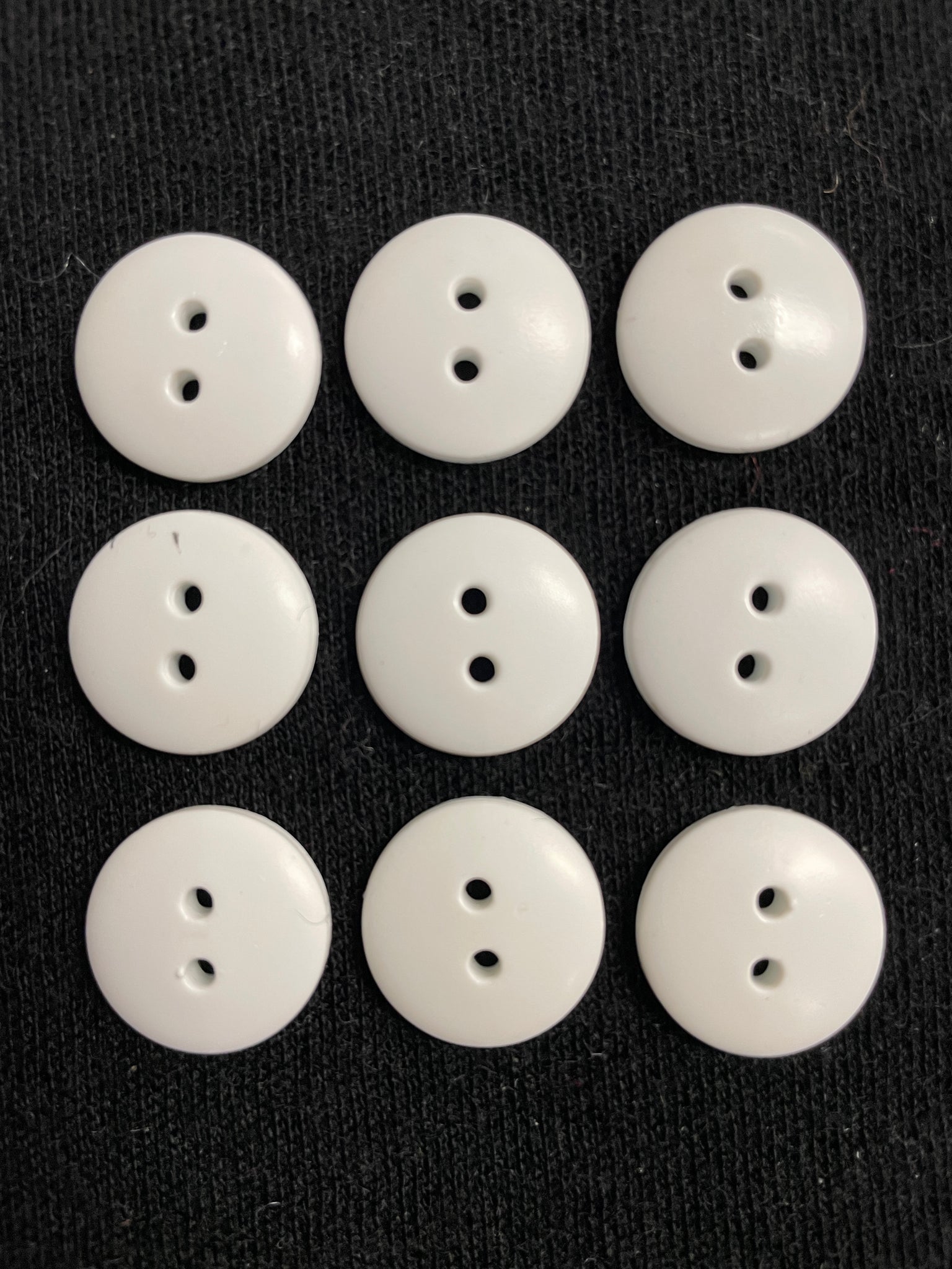Button Plastic Set of 9 - Plain Matte White