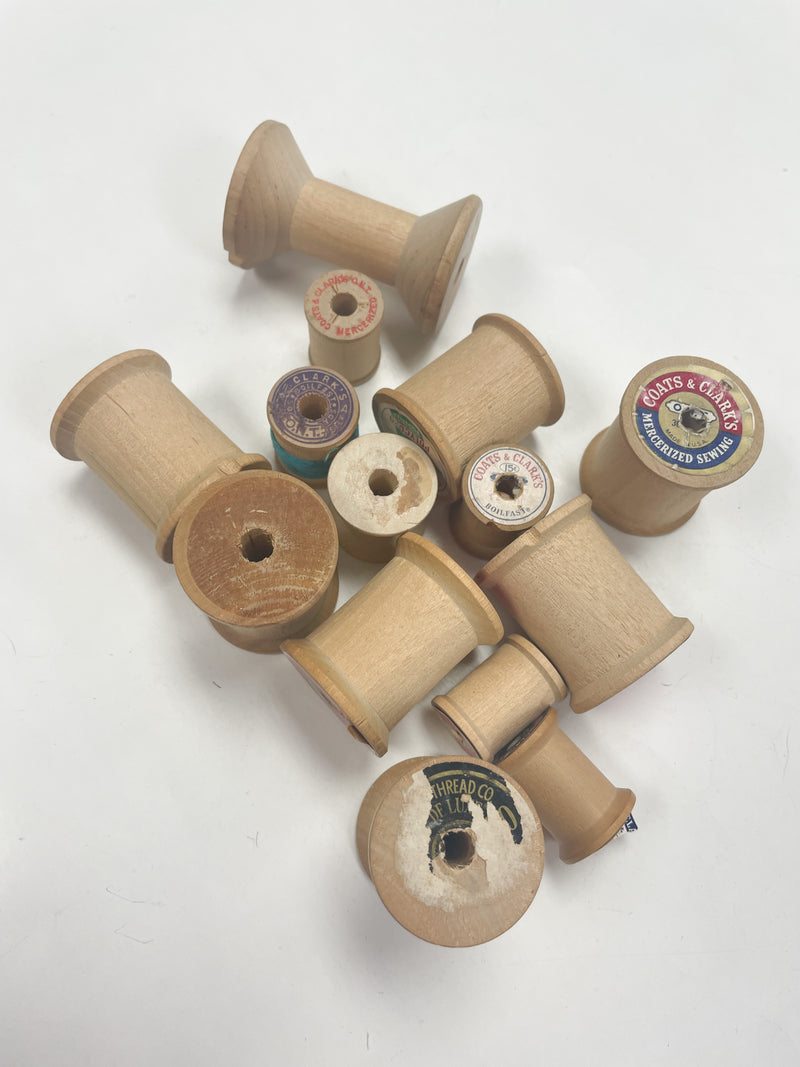 Bundle of Wooden Spools - 1/2 POUND – Lucky DeLuxe Fabrics