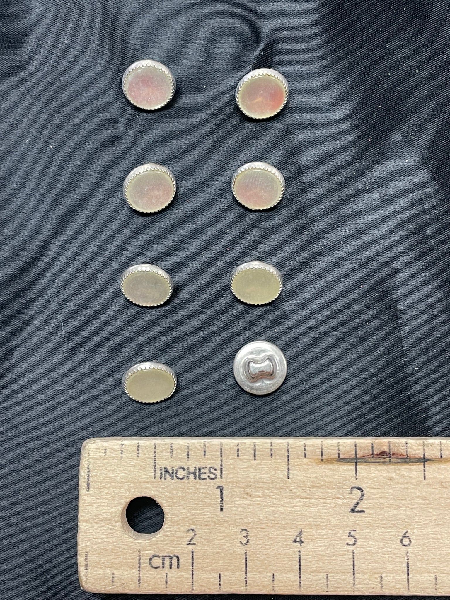 Button Set of 8 Metal Vintage - Silver with Pearlized Front