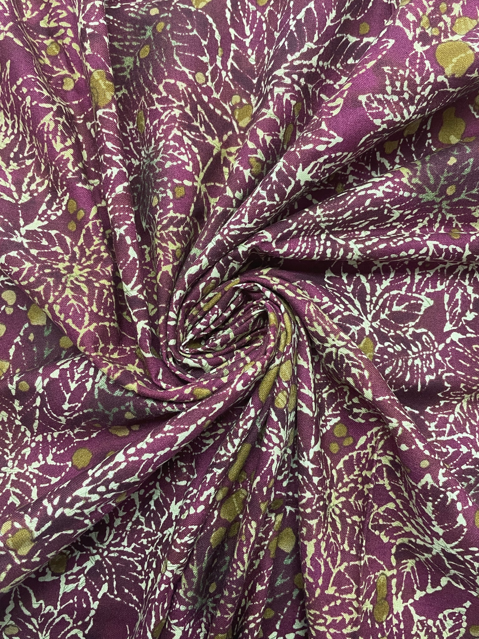 2000 1 3/4+ YD Quilting Cotton - Maroon with Batik-Styled Leaves