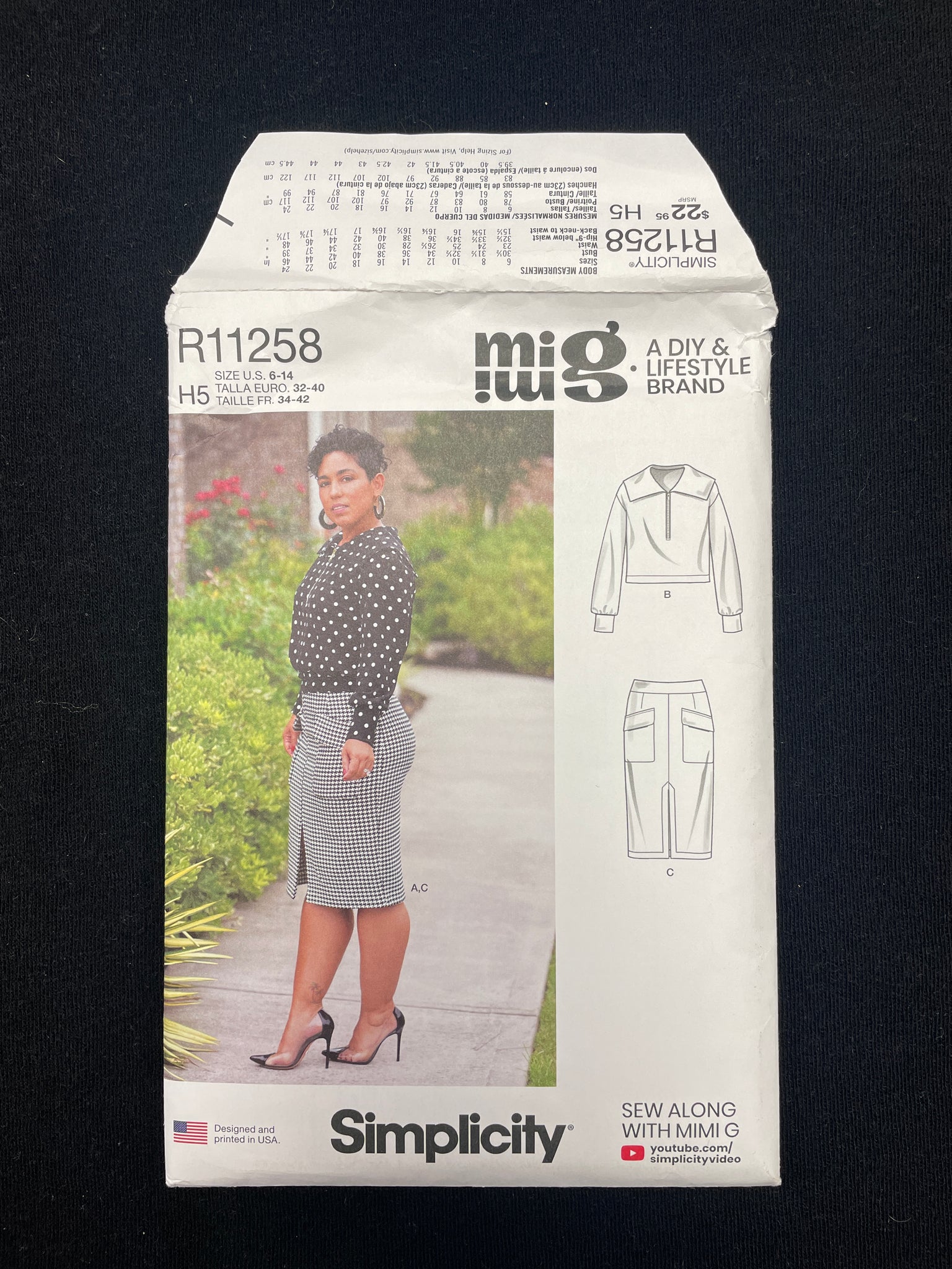 2021 Simplicity 11258 Sewing Pattern - Knit Blouse and Skirt FACTORY FOLDED