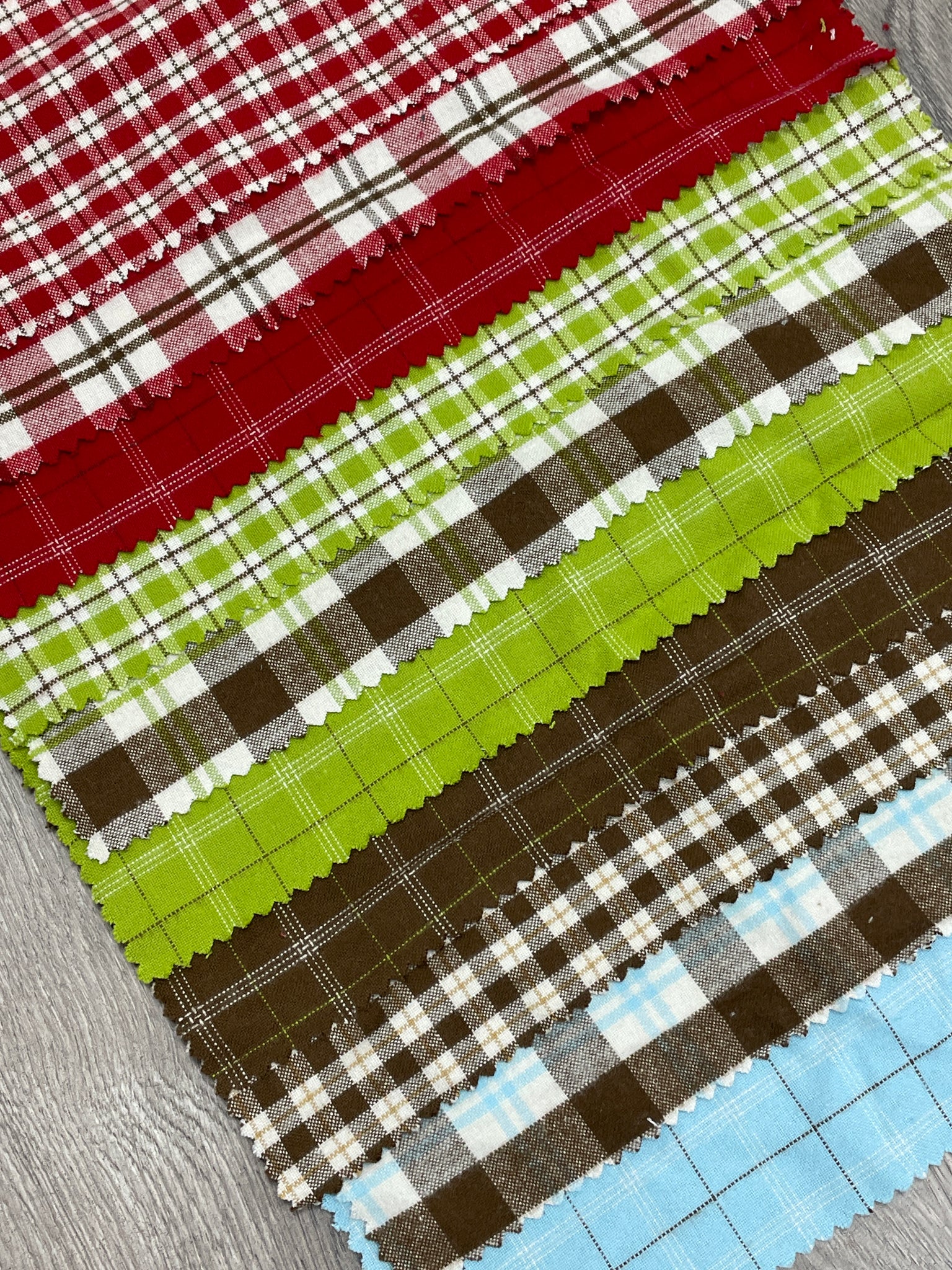 Cotton Flannel Swatchbook - Yarn-Dyed Plaids