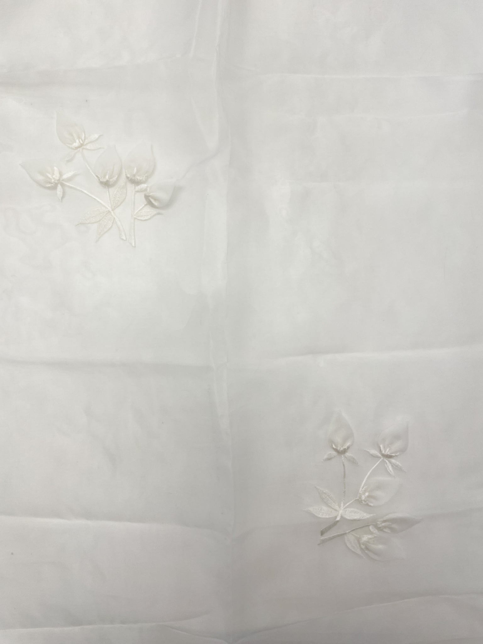2 YD Polyester Organza - White with Appliqued Self Flowers