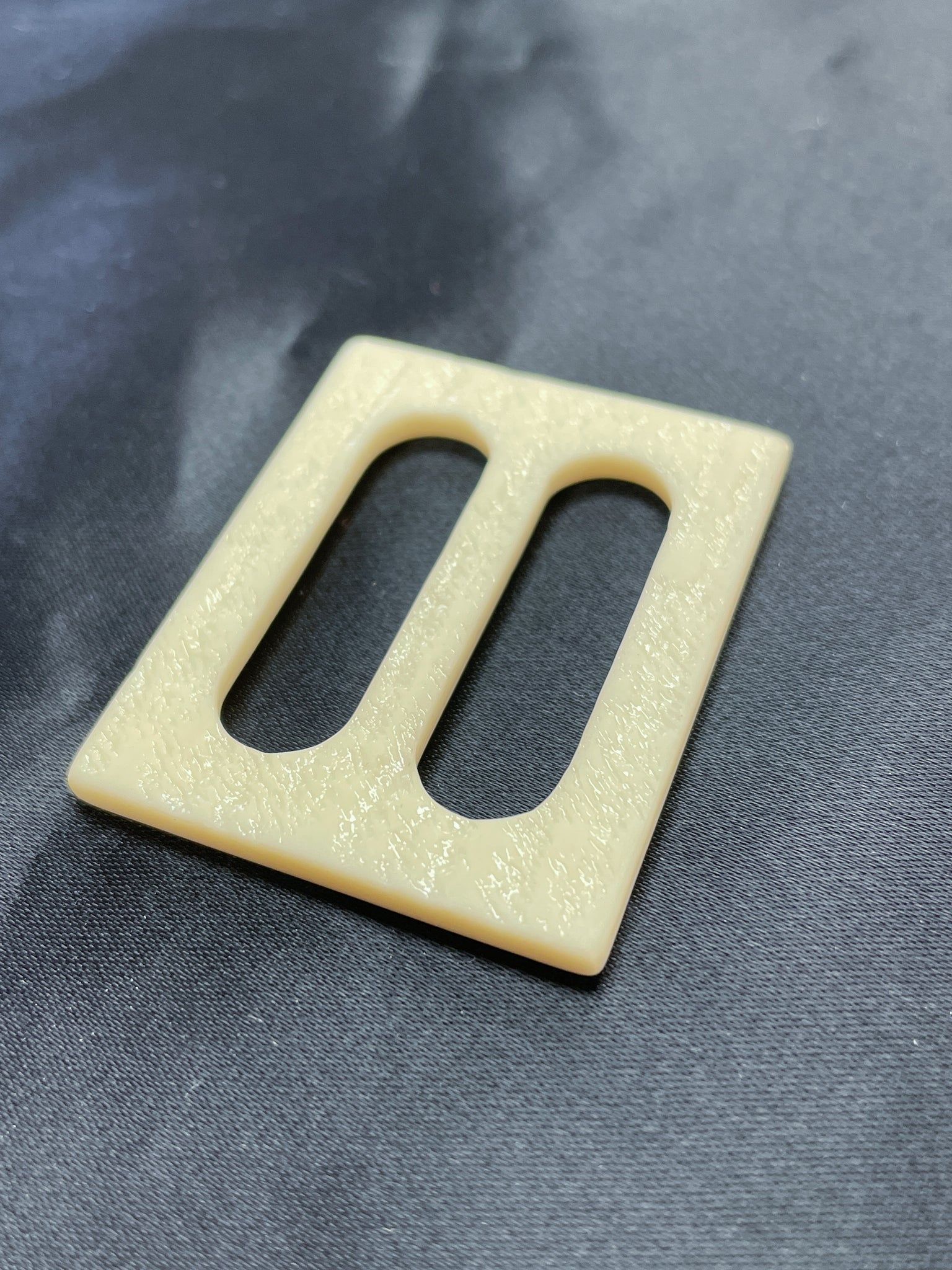 Buckle Plastic for 1" Belting - Off White with Ribbed Texture