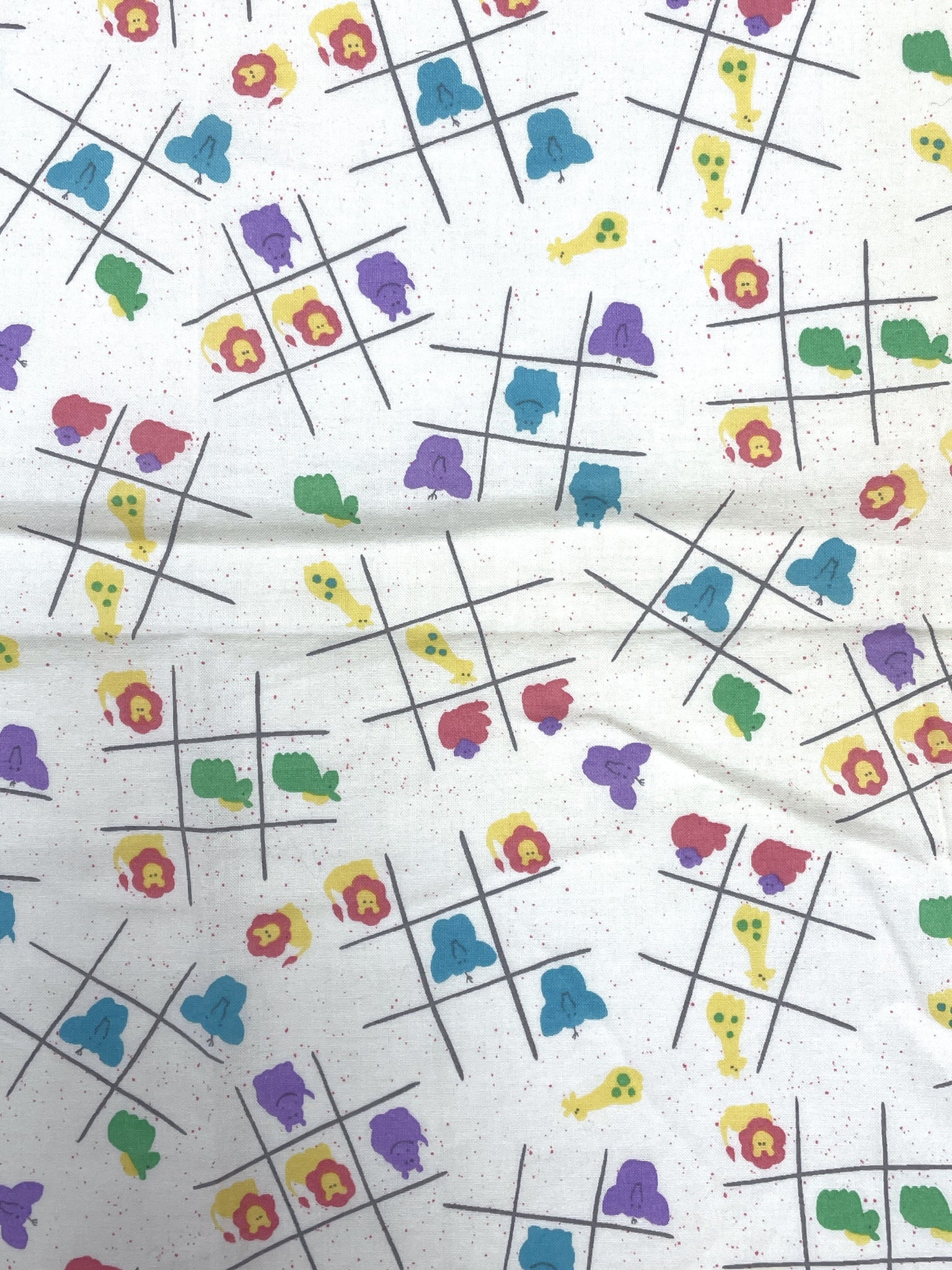 1 YD Cotton Vintage - Off White with Animal Tic-Tac-Toe