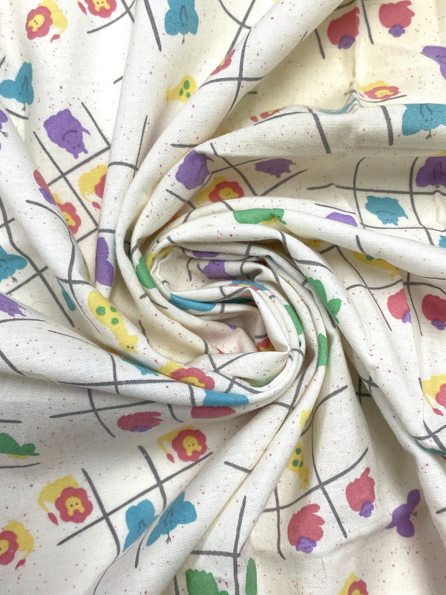 1 YD Cotton Vintage - Off White with Animal Tic-Tac-Toe