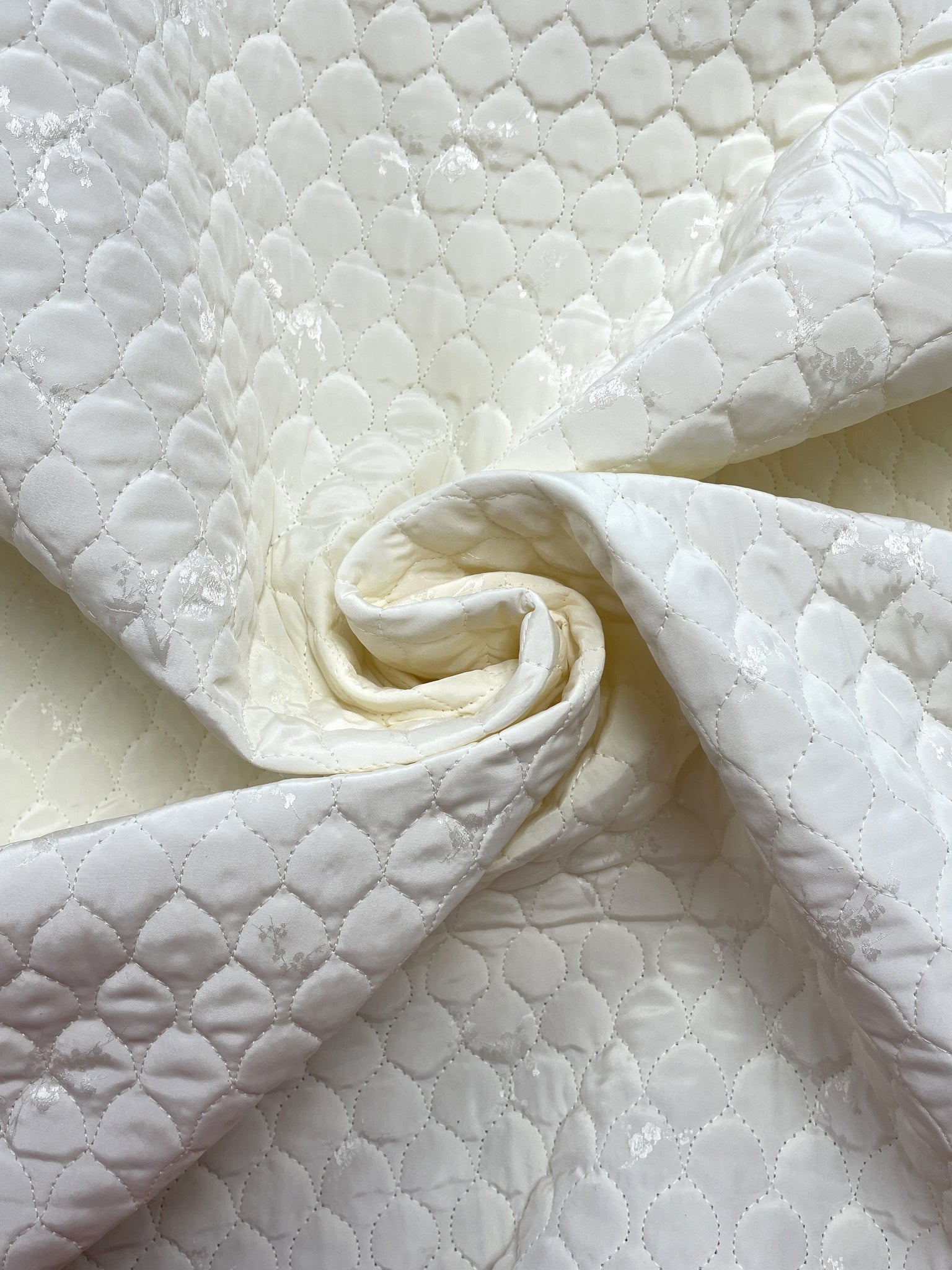 Polyester Jacquard Quilted Vintage - Off White