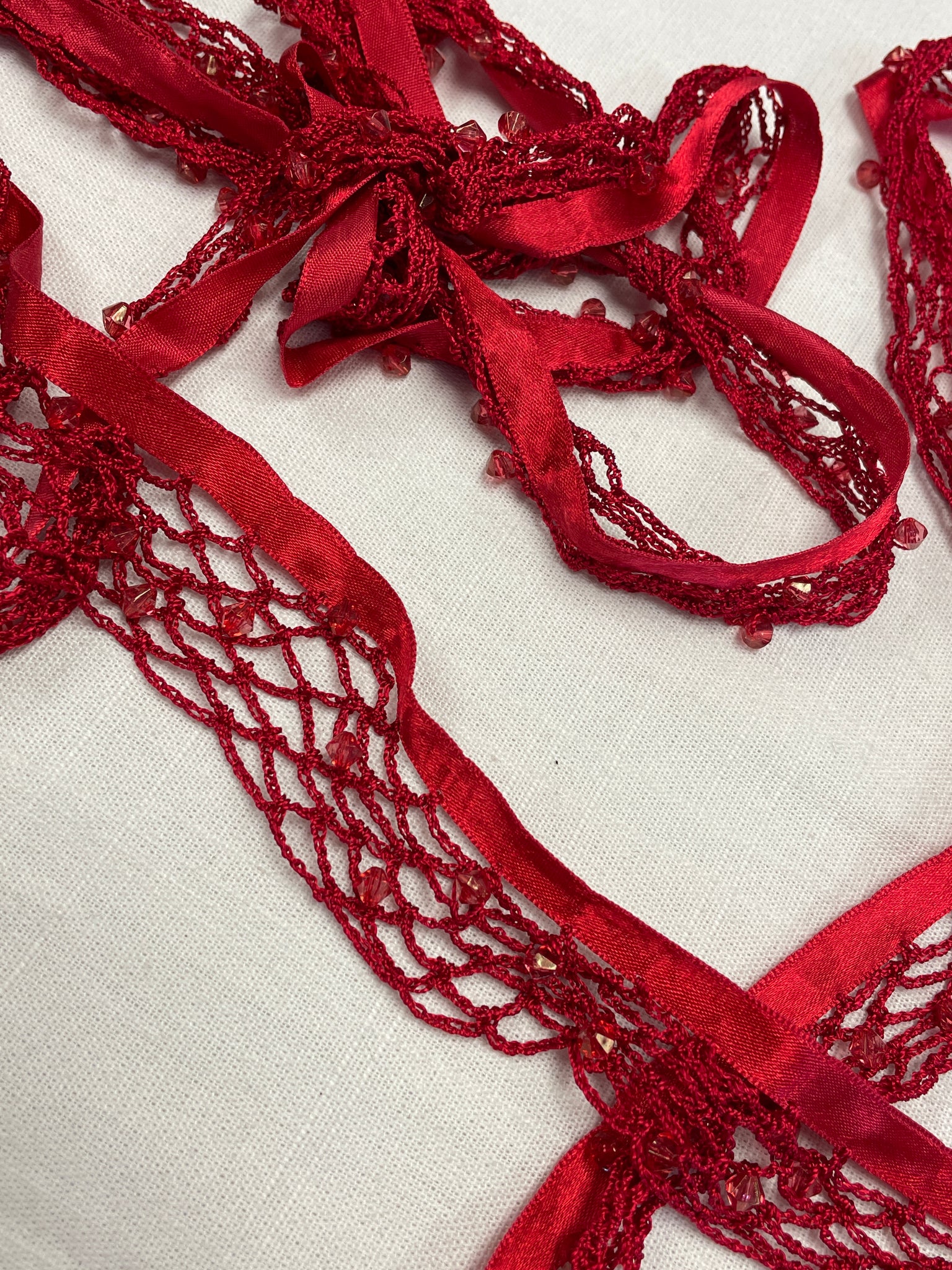 5 YD Polyester Net Trim with Faceted Beads - Red
