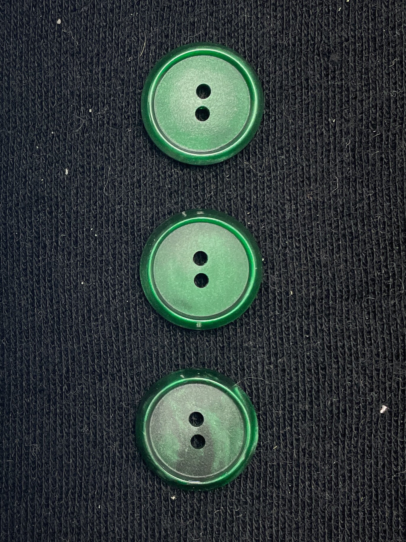 Button Plastic Set of 3 - 3/4" Mottled Matte Green with Shiny Edge