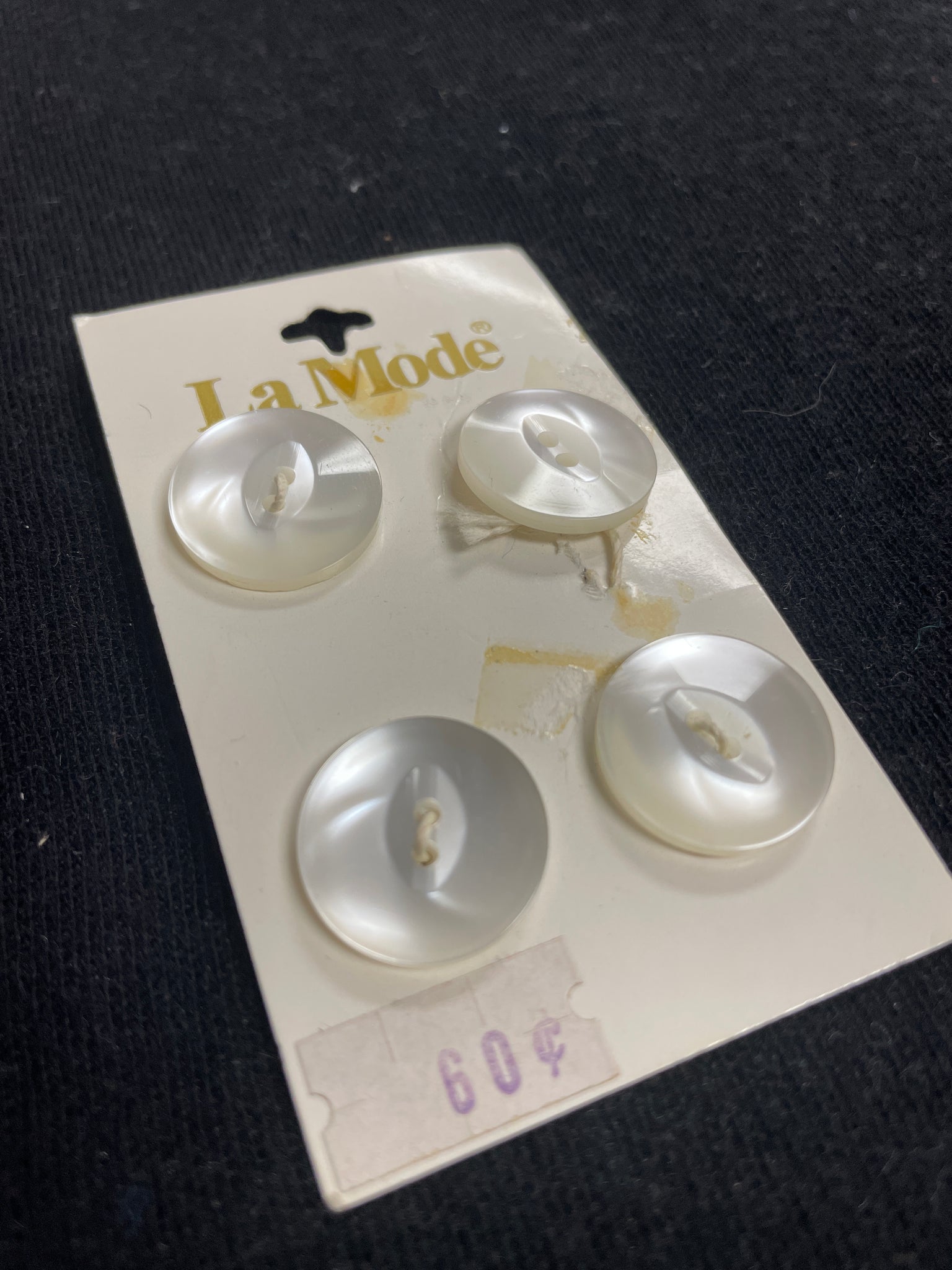 Buttons Plastic Set of 4 - Pearlescent White with Marquis Center