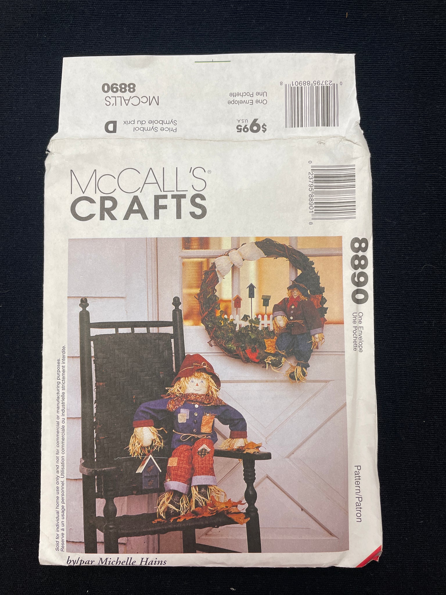 1997 McCall's 8890 Sewing Pattern - Scarecrow and Wreath FACTORY FOLDED