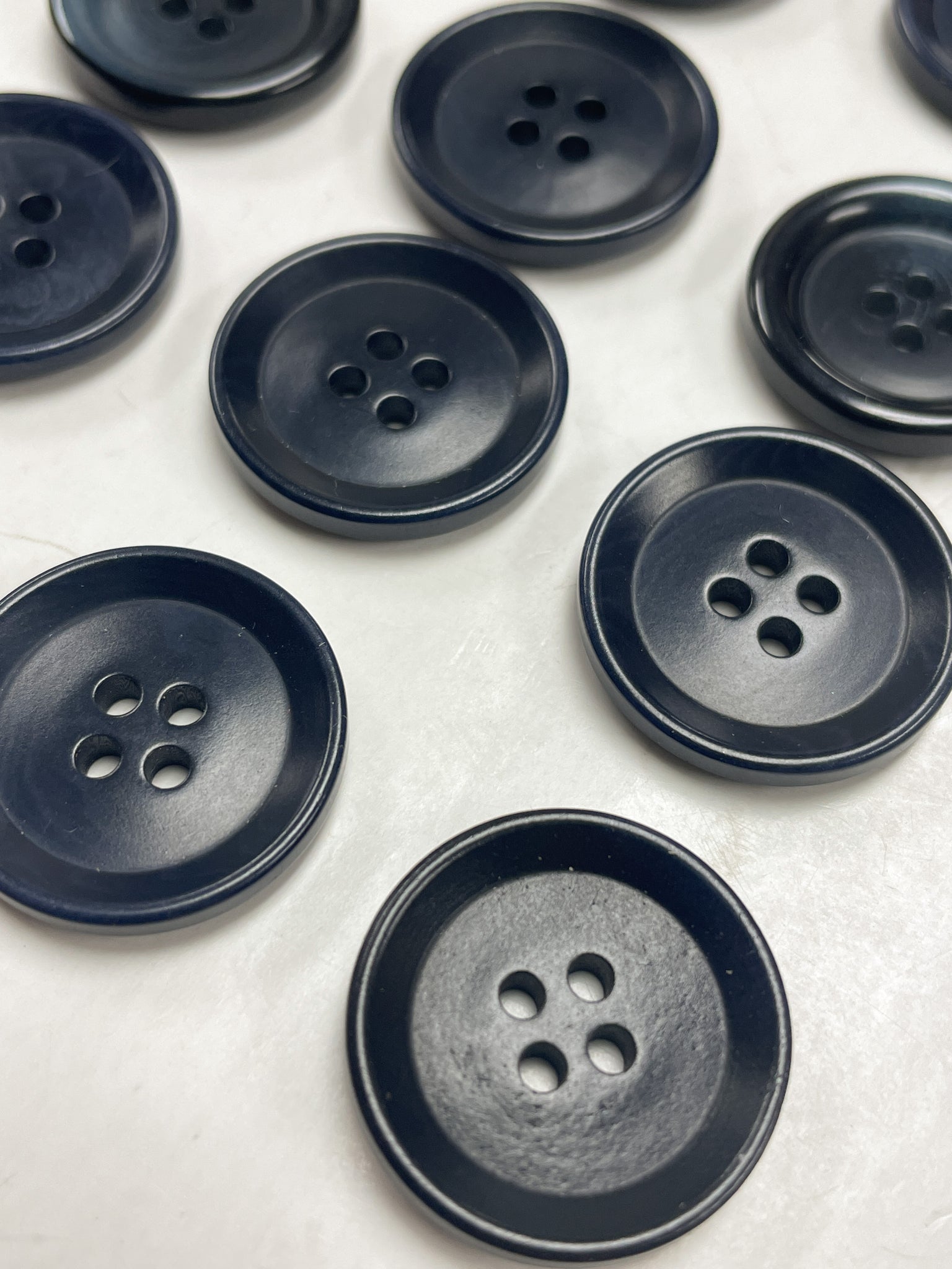 Buttons Plastic - VERY Dark Navy Blue