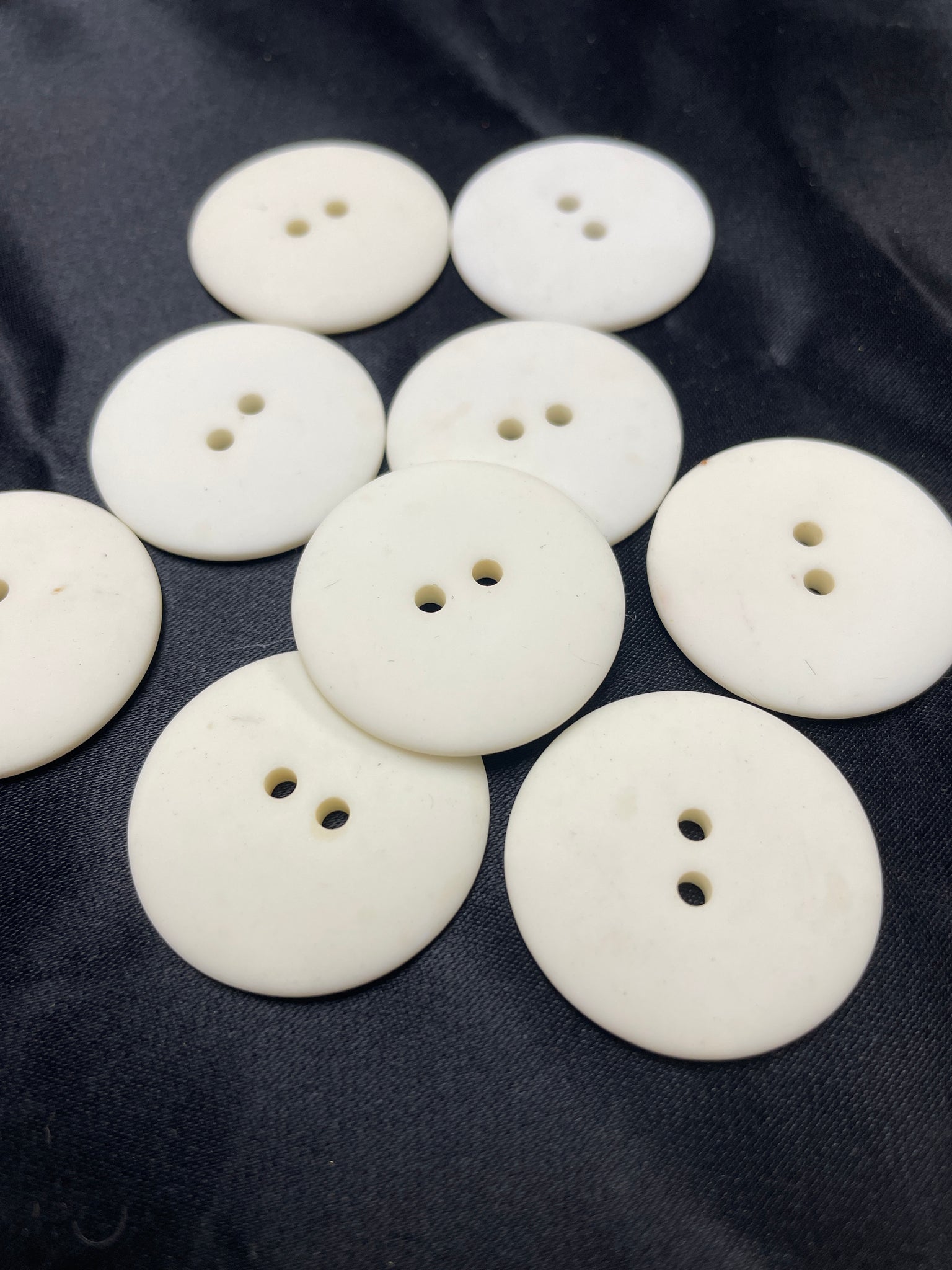 Buttons Plastic Set of 9 - Off White