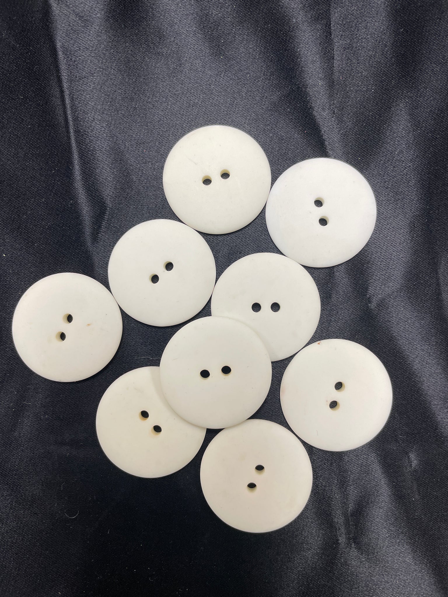 Buttons Plastic Set of 9 - Off White