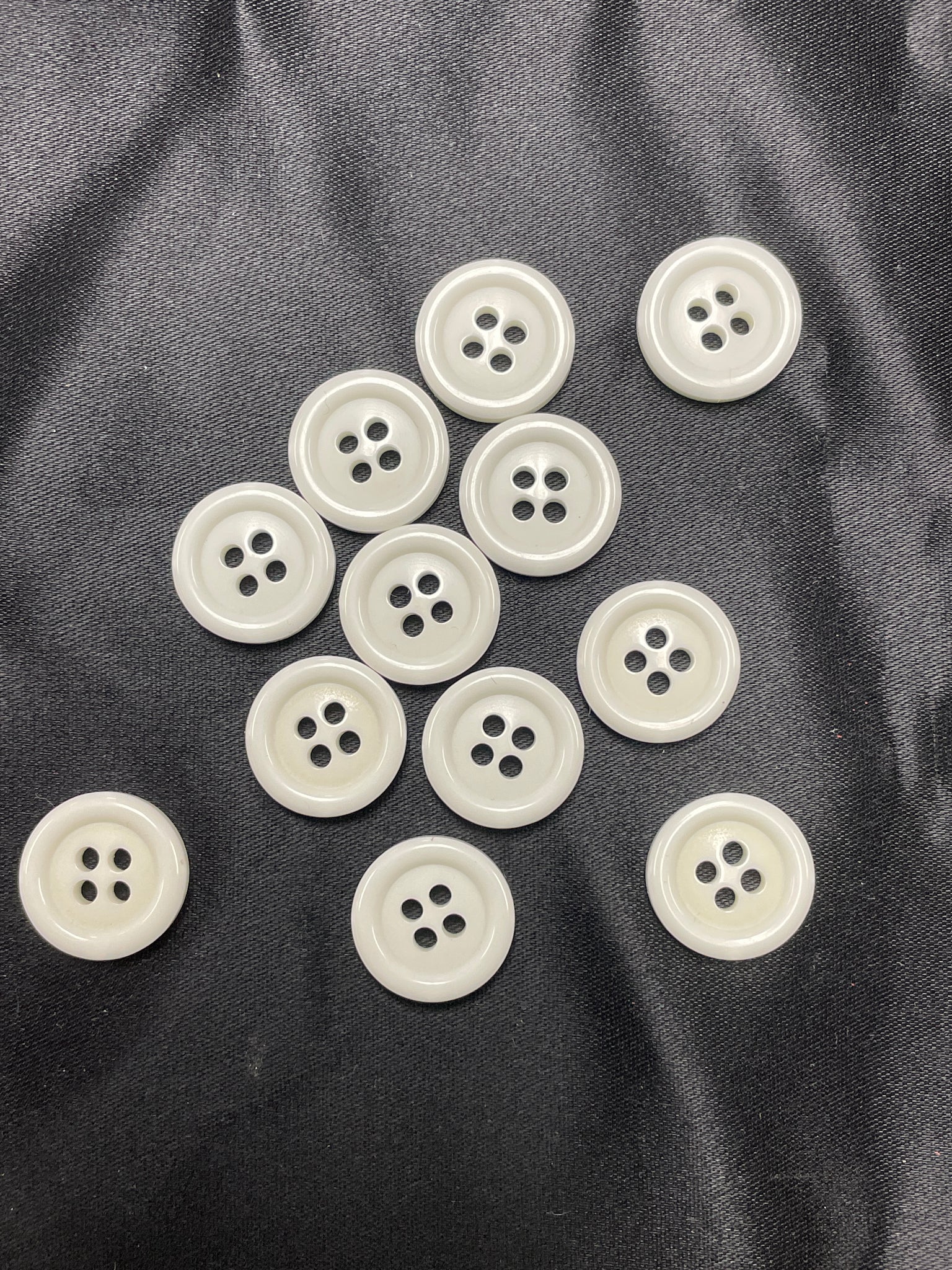 Buttons Plastic Set of 12 - White