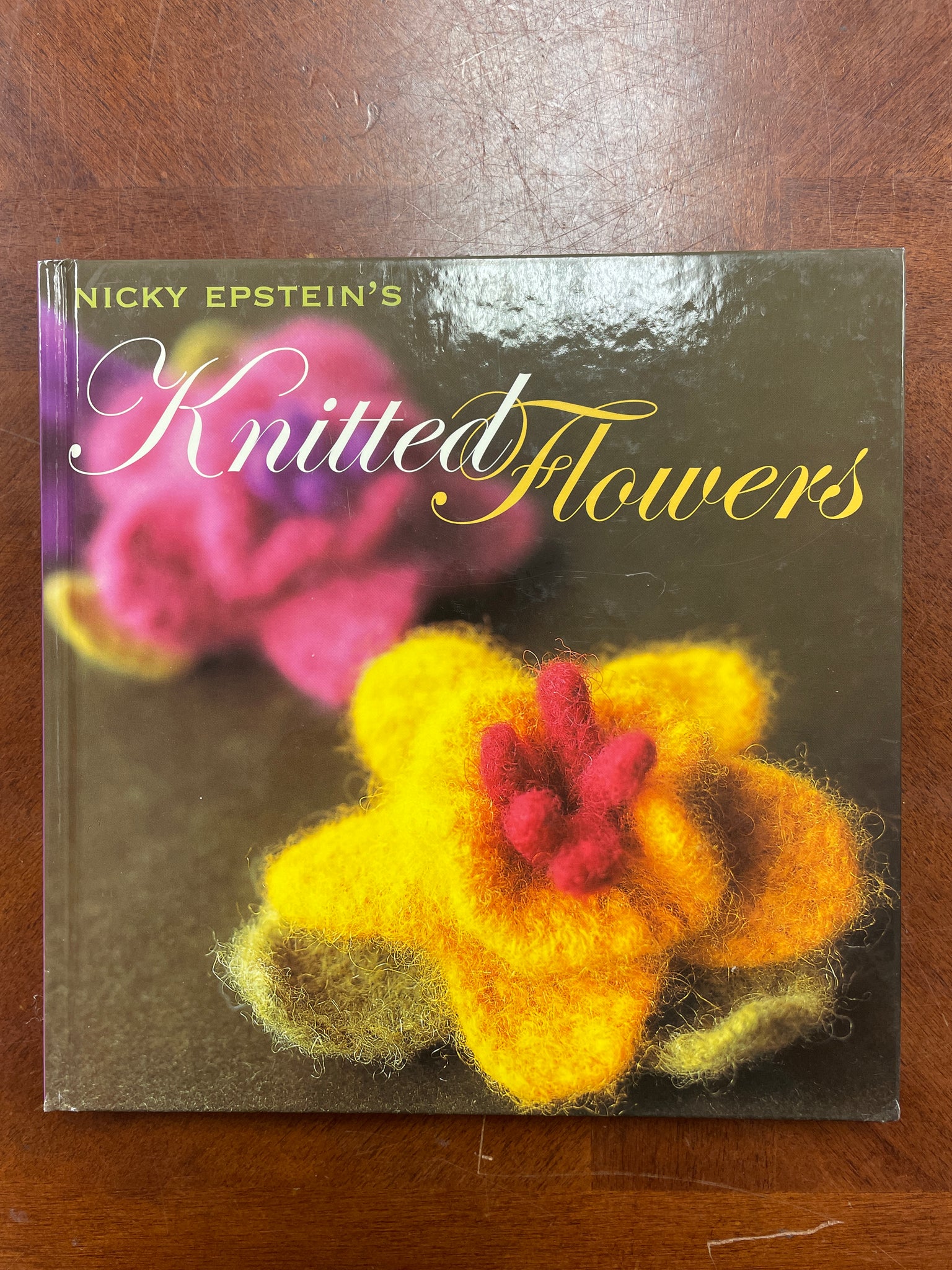 2006 Knitting Book - "Knitted Flowers"