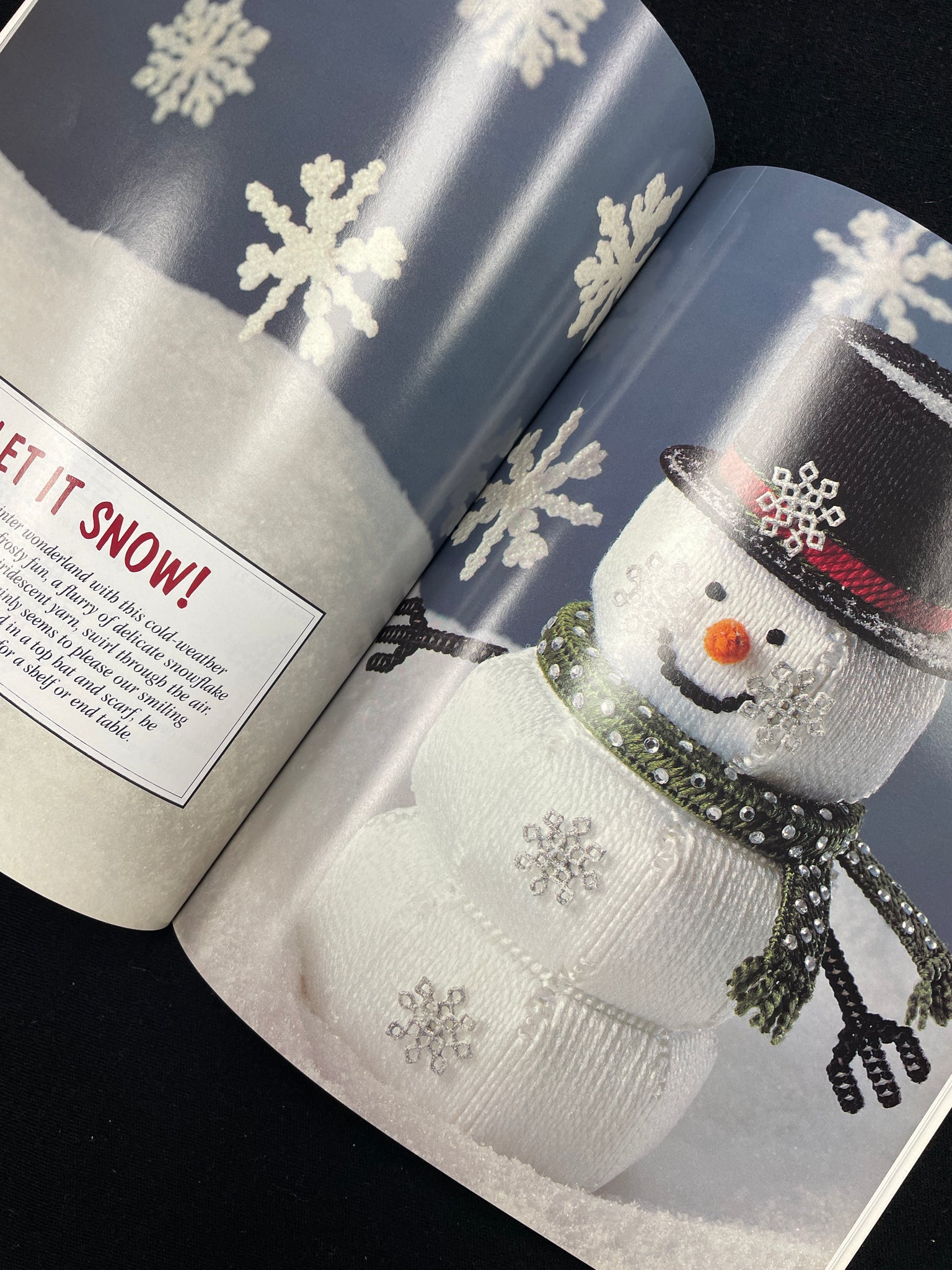 1994 Plastic Canvas Embroidery Book - "Deck the Halls in Plastic Canvas"