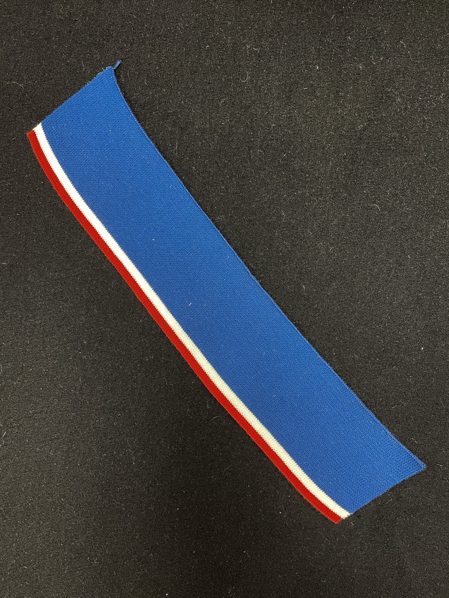 Poly/Cotton Ribbed Collar Vintage - Navy Blue with Stripes in Red and White