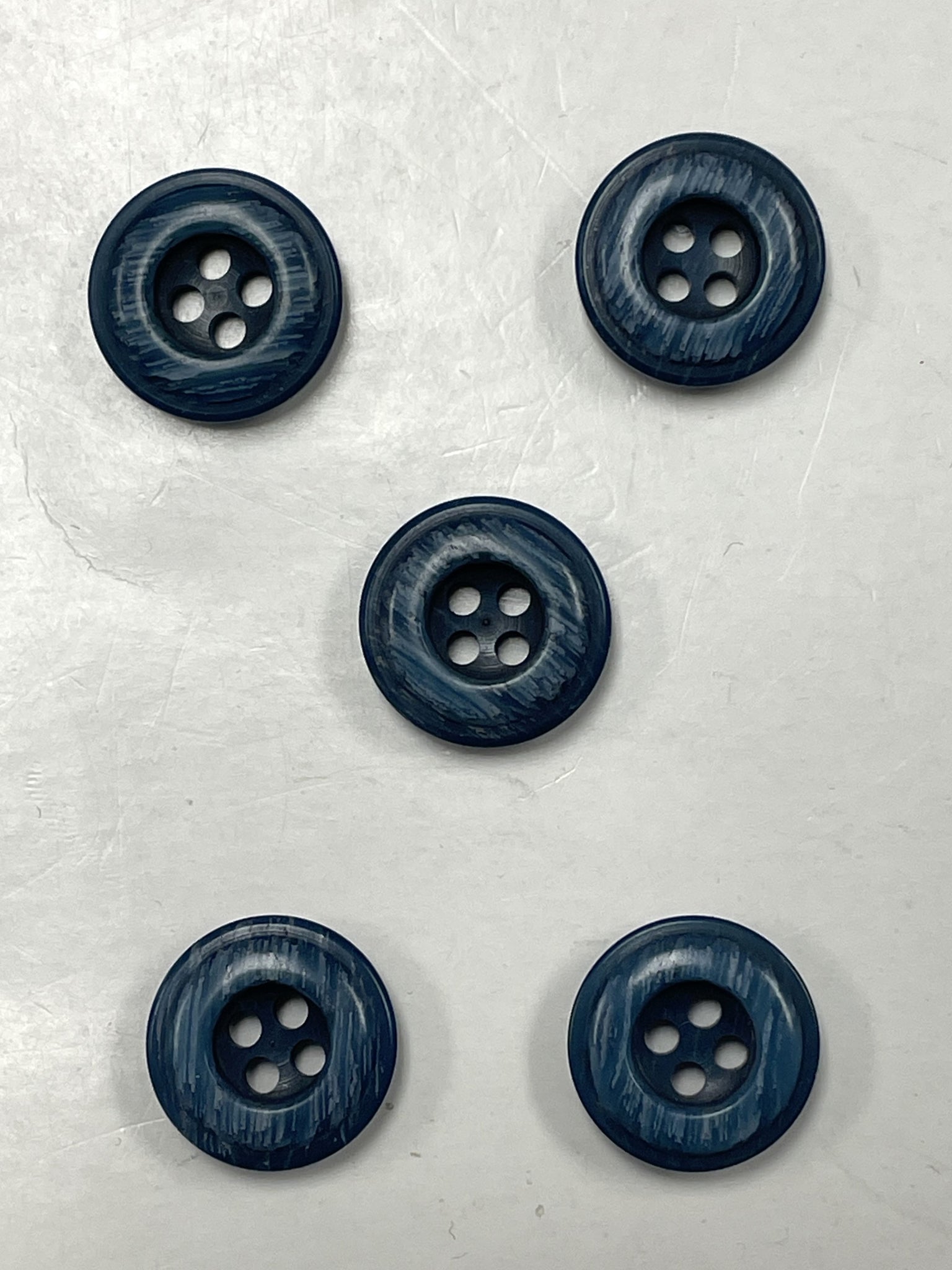 Button Plastic Set of 5 - Dark Blue with Striated Light Blue Ring