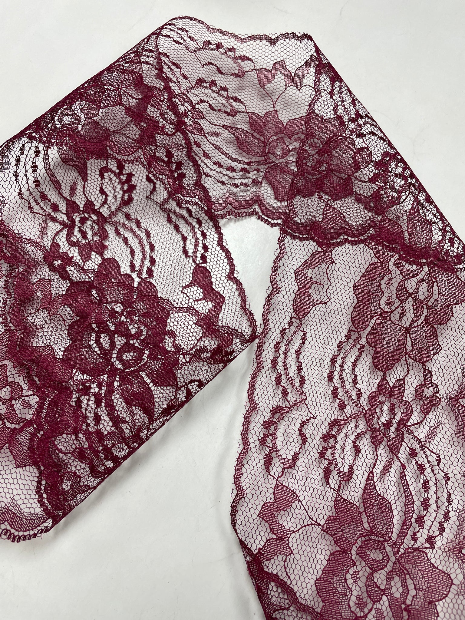 Lace Floral Scalloped By-the-Yard Vintage - Burgundy