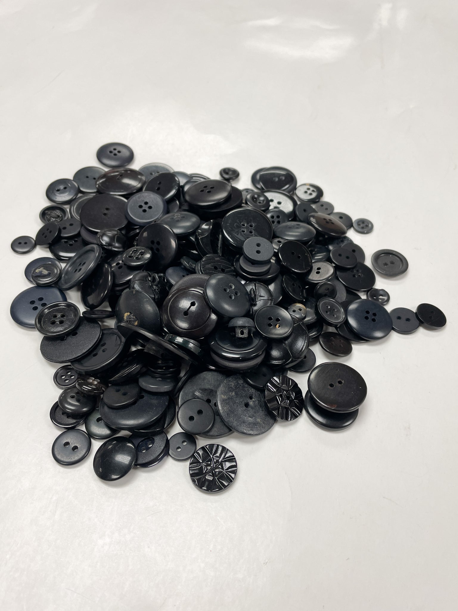 Button Bundle 1/2 POUND - Black