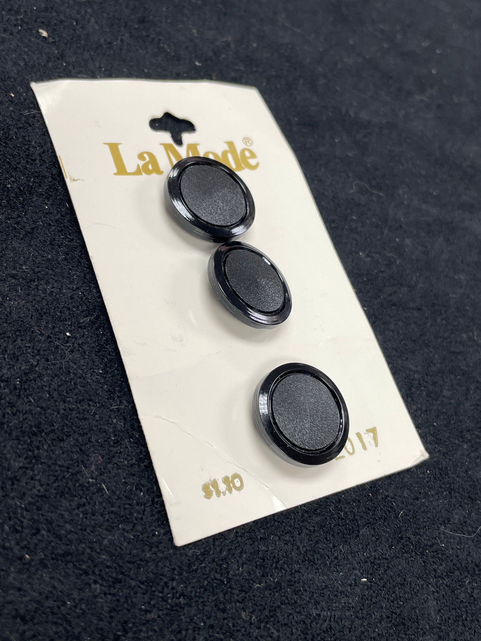 Button Plastic Set of 3 Vintage - Black