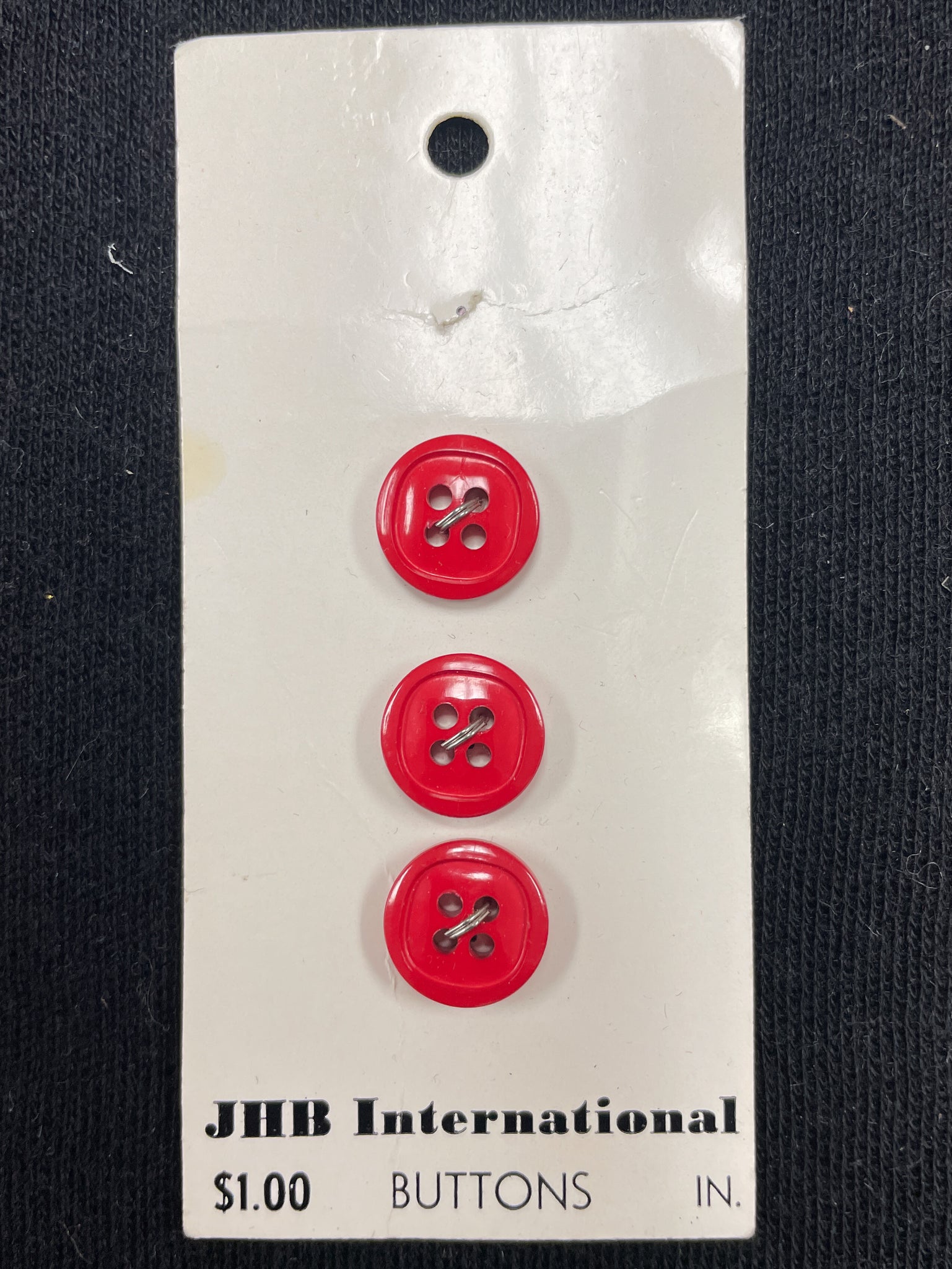 Button Plastic Set of 3 - Shiny Red