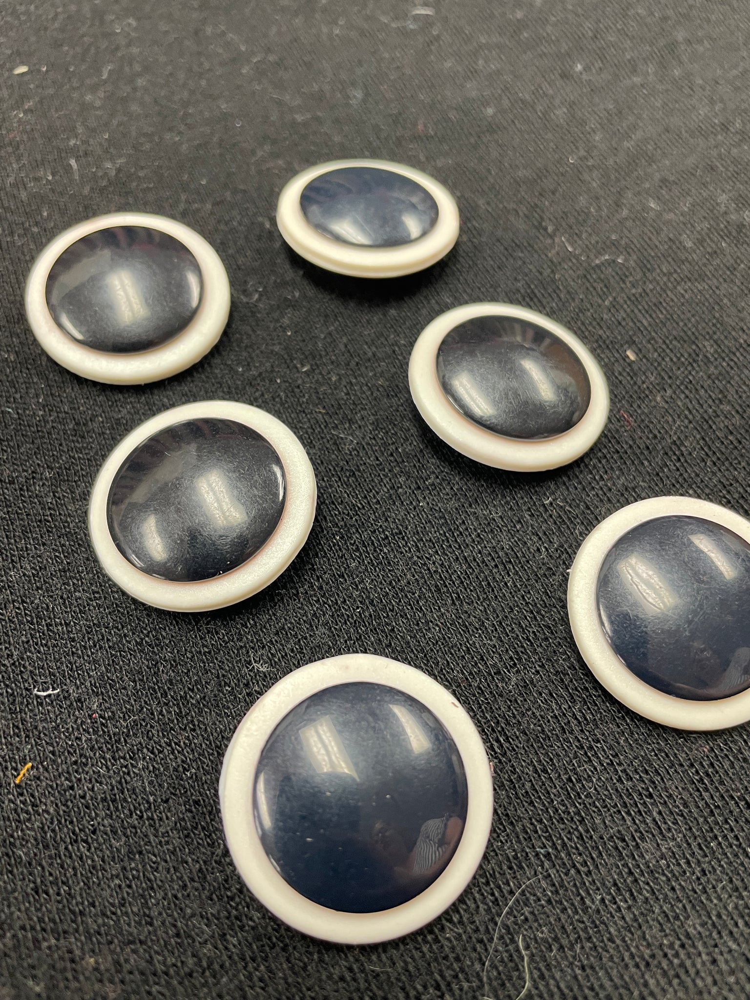 Button Plastic Set of 6 Vintage - Black and White