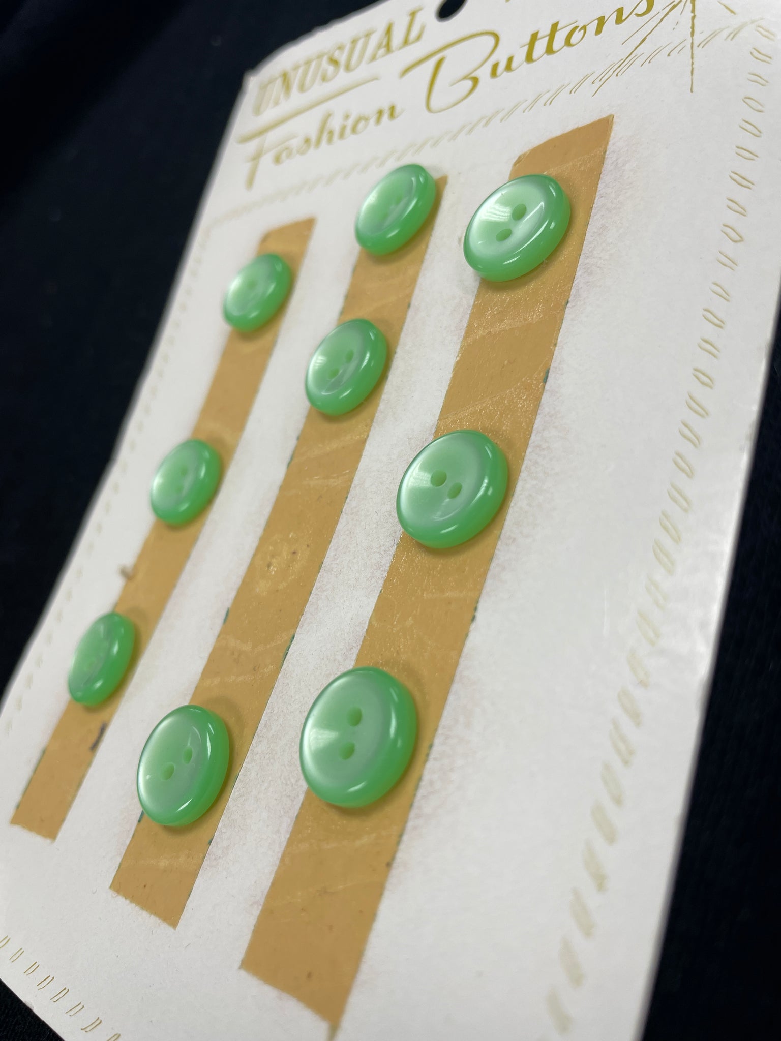 Buttons Plastic Set of 9 Vintage - Pearlescent Light Green