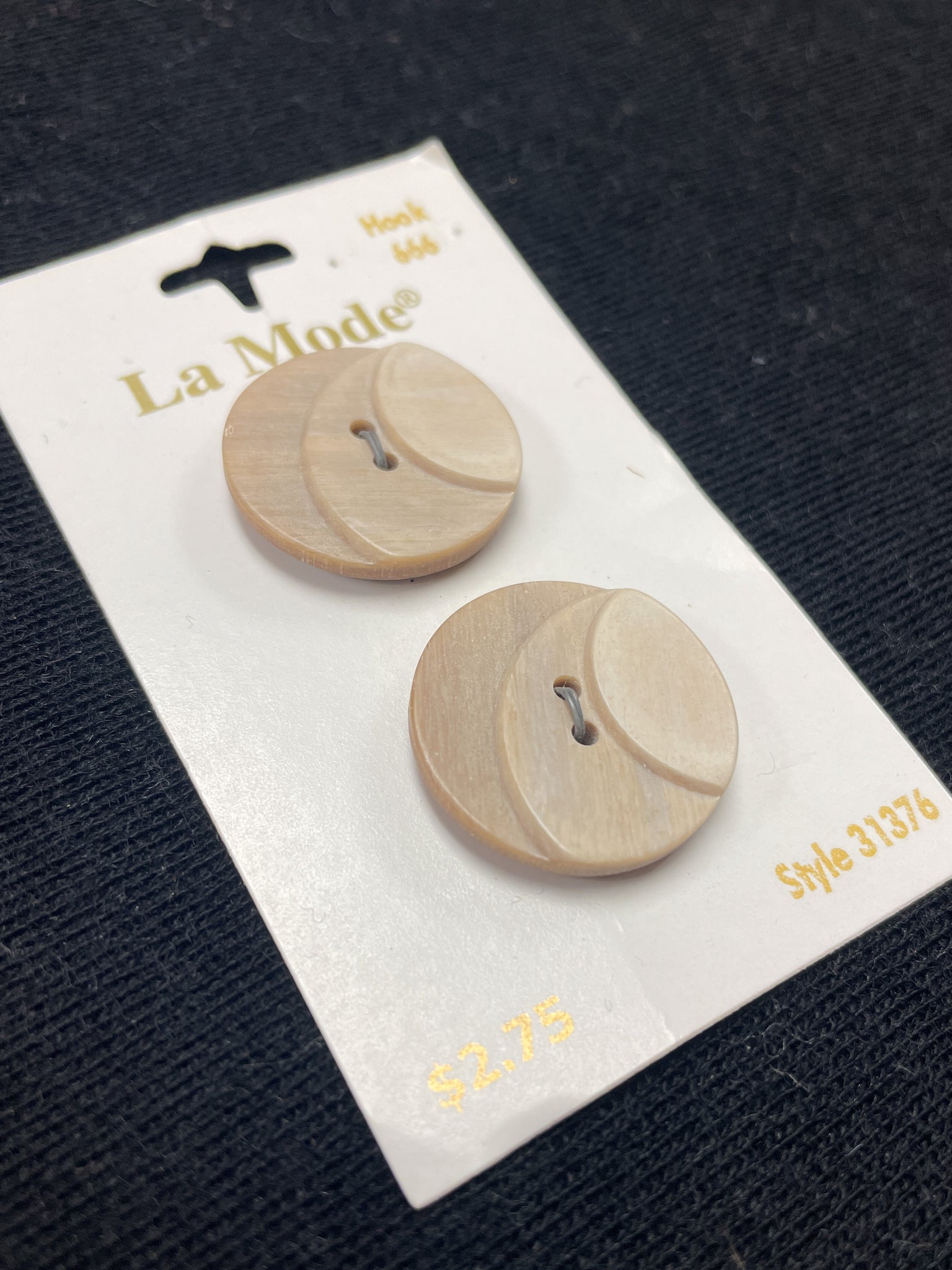 Button Plastic Set of 2 - Faux Wood in Beiges
