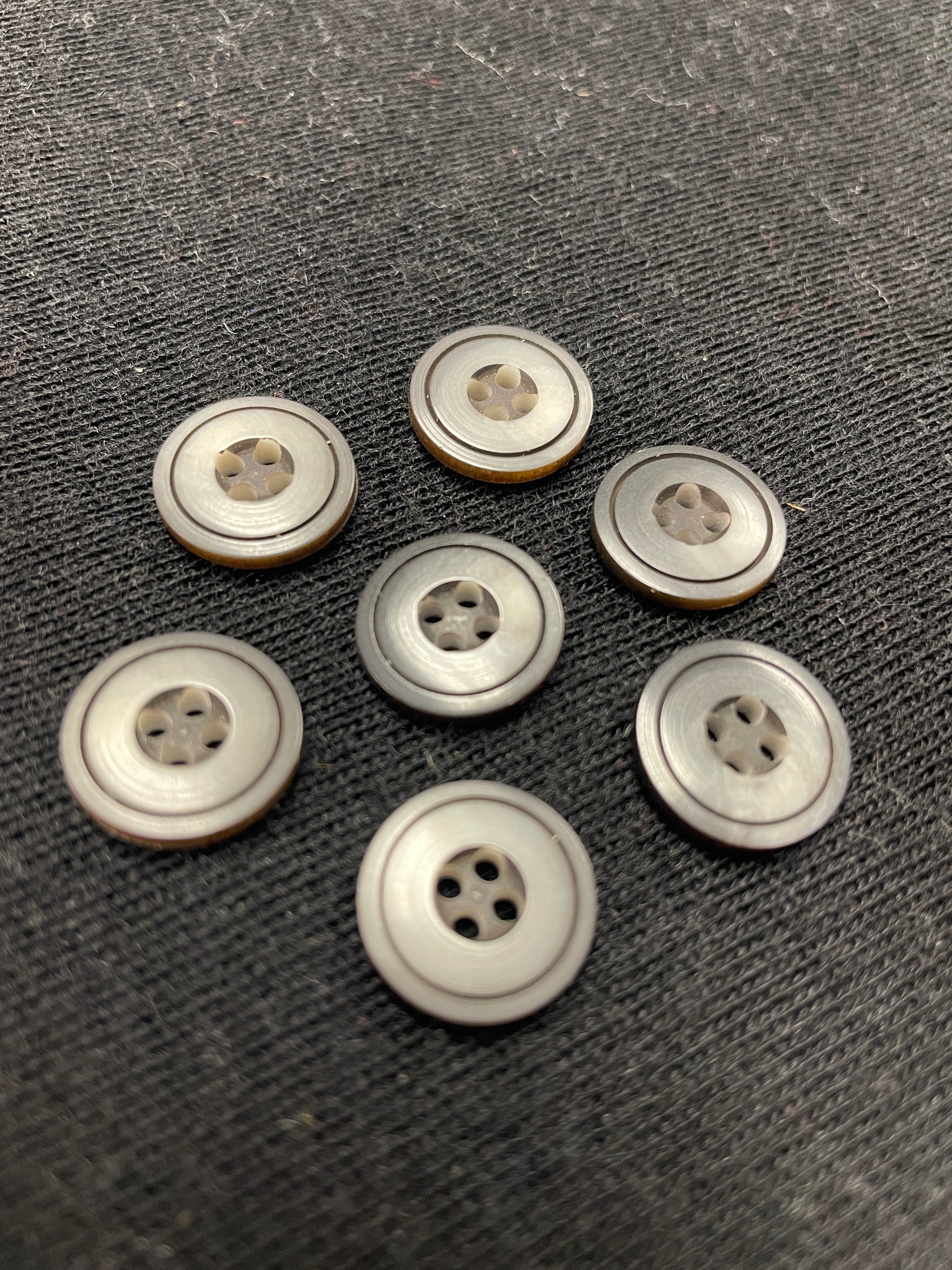 Button Plastic Set of 7- Marbled Gray and Brown