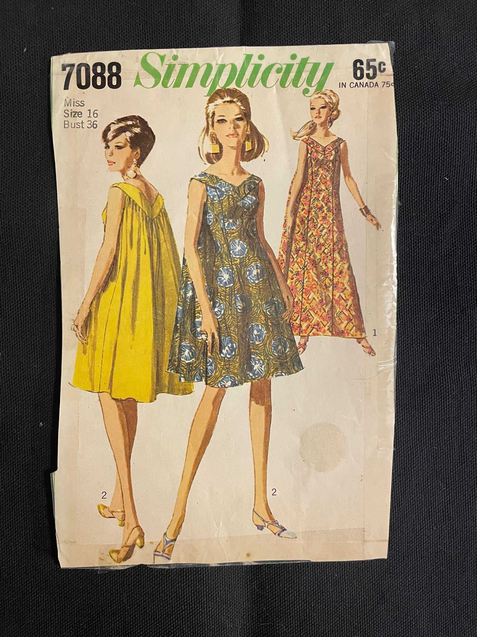 1967 Simplicity 7088 Sewing Pattern - Adult Dresses FACTORY FOLDED