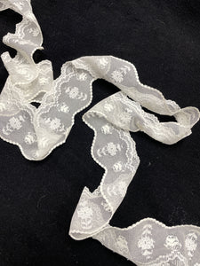 Nylon Double Scalloped Floral Lace By-the-Yard Vintage - Off White