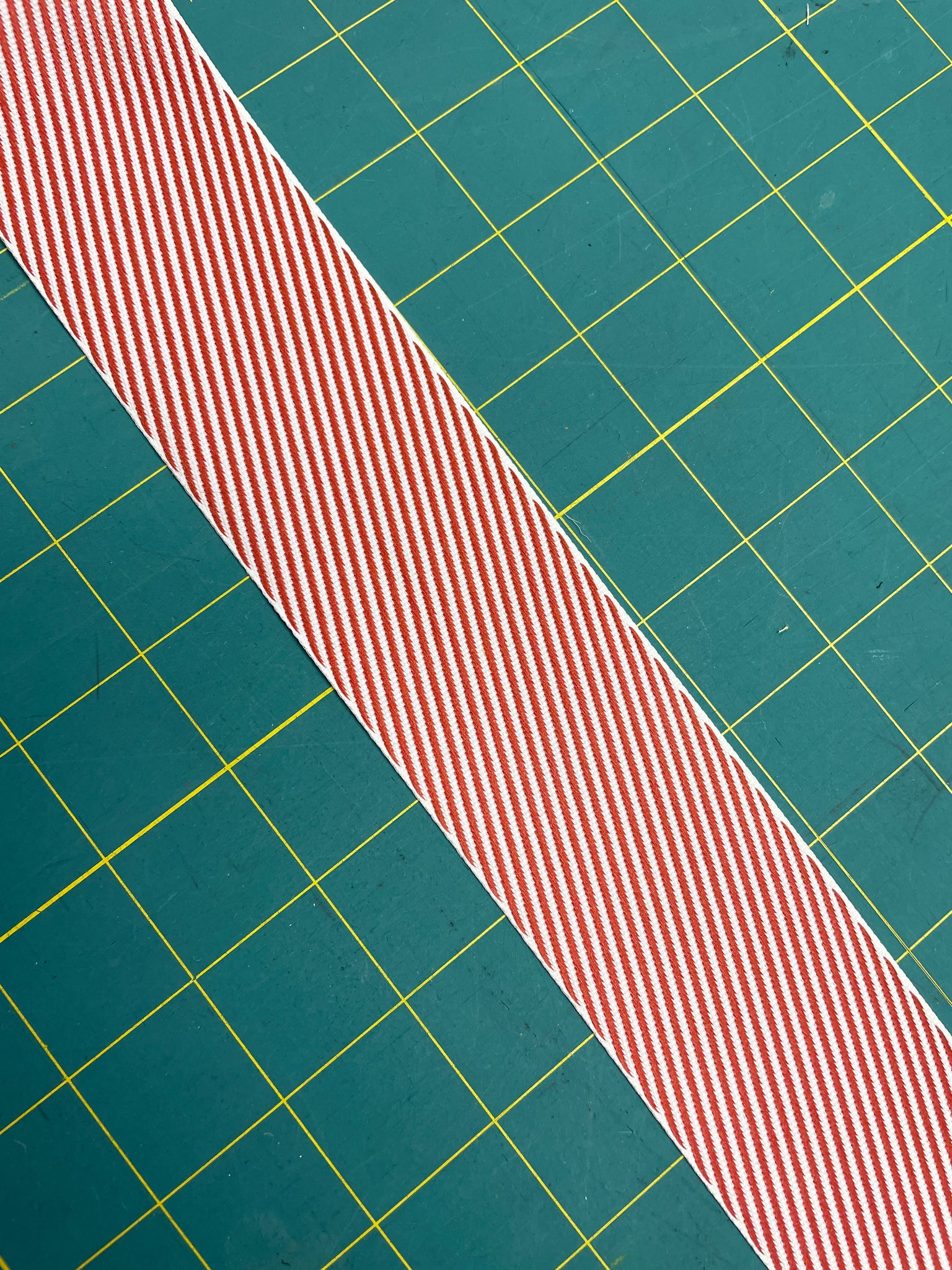 Polyester Double Faced Woven Ribbon By the Yard - Red and White Stripes