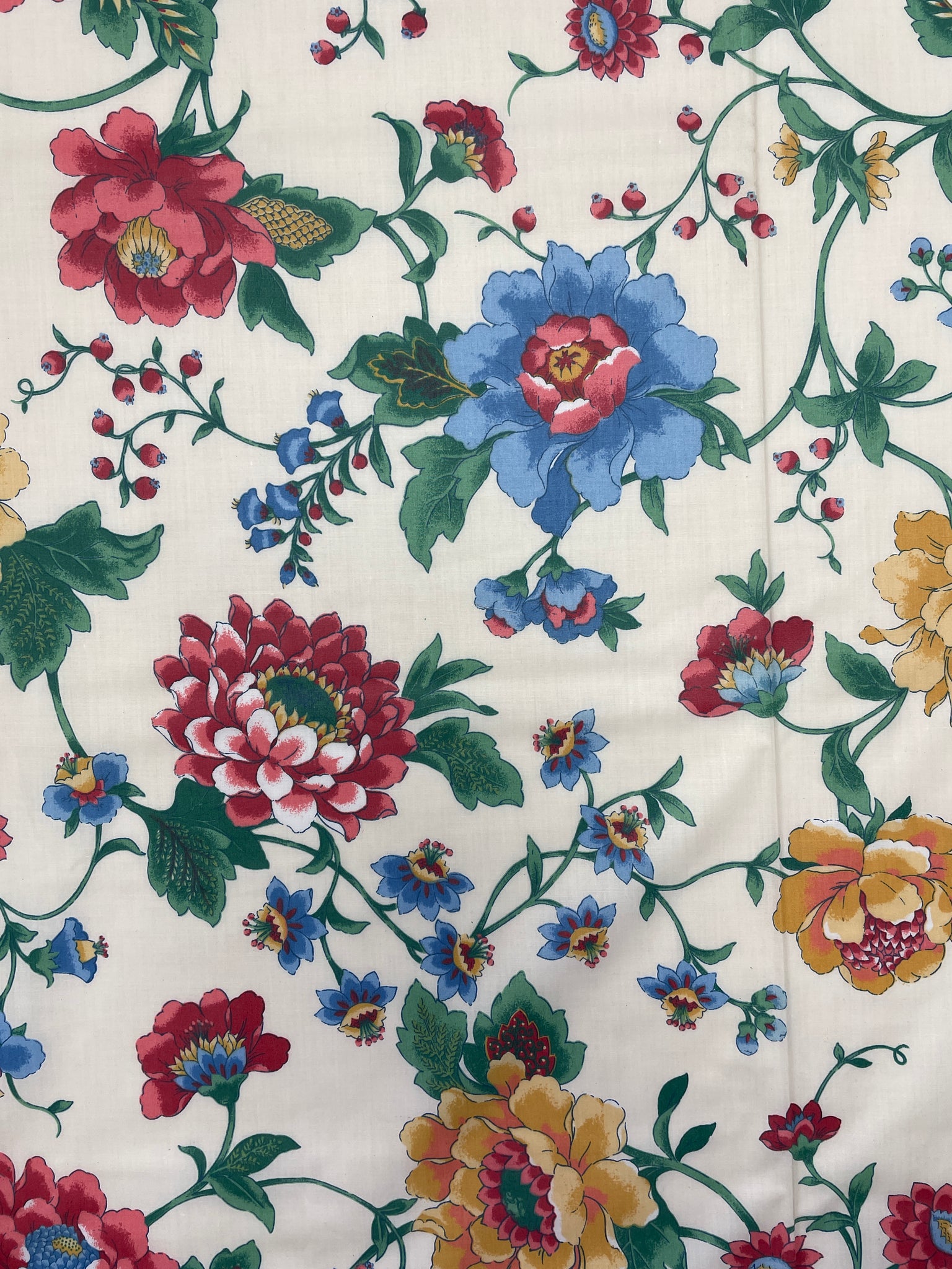 2 3/8 YD Poly/Cotton Vintage - Off White with Jacobean Flowers