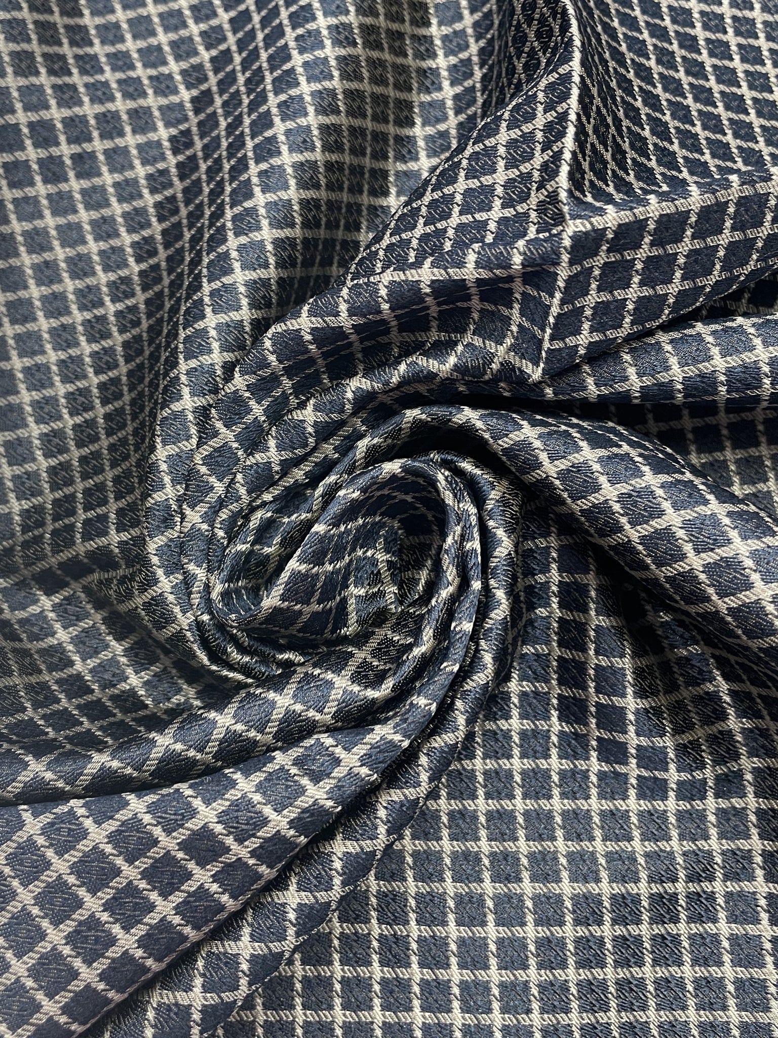 1 YD Tie Silk Yarn-Dyed Plaid - Navy Blue with Gray