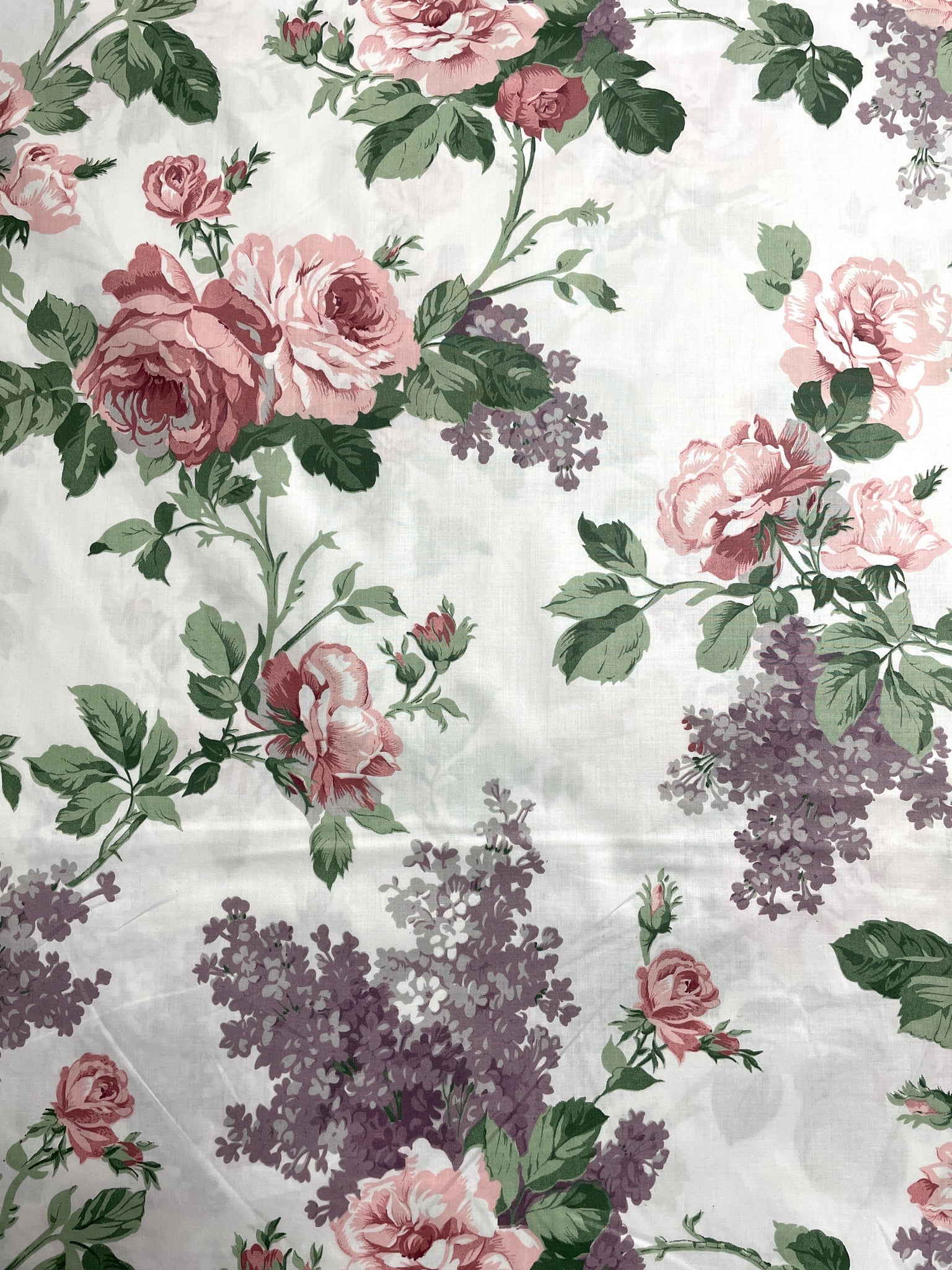 Poly/Cotton Vintage - White with Pink Roses and Purple Lilacs