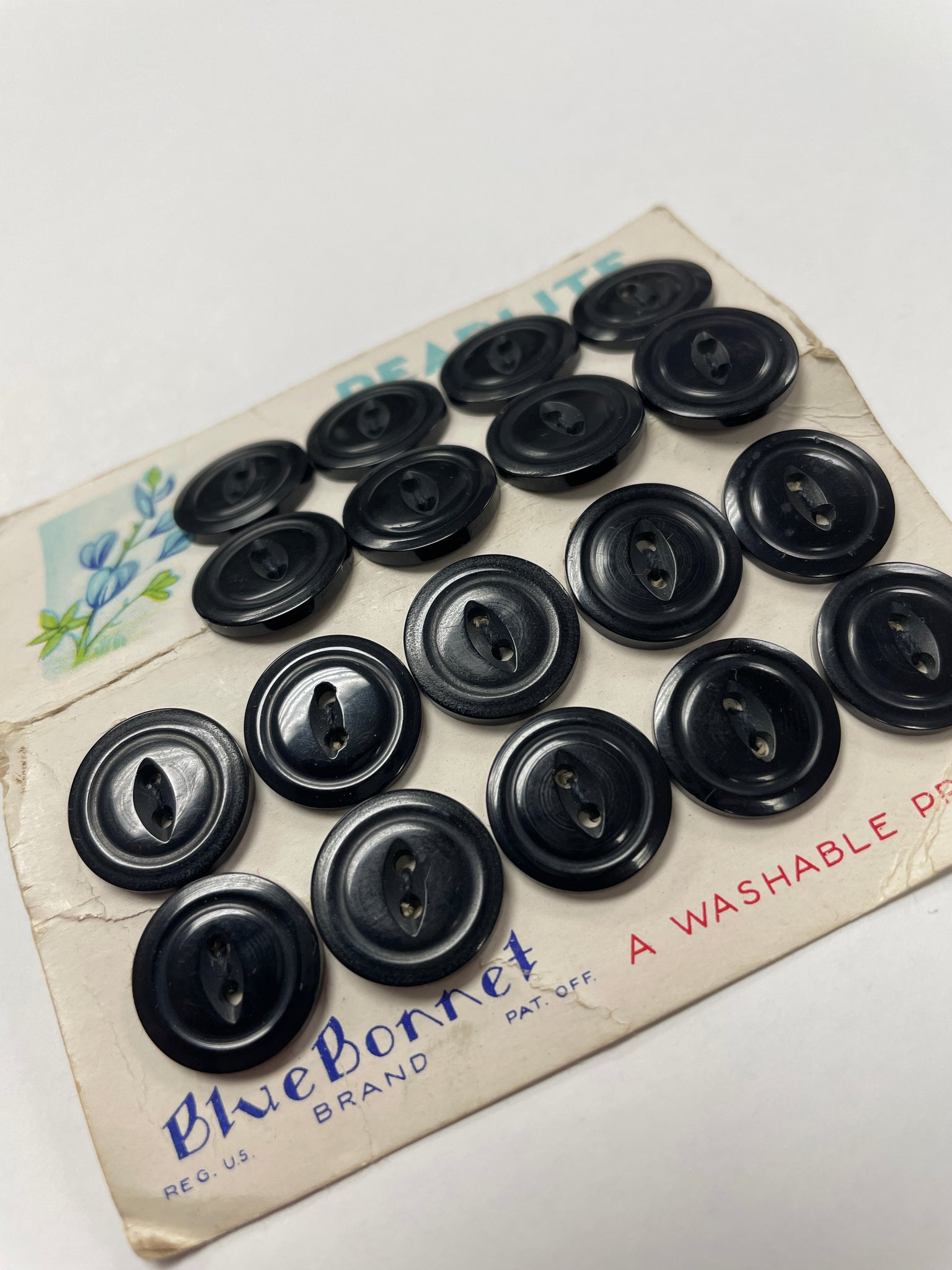 Button Set of 16 Plastic Vintage - Black