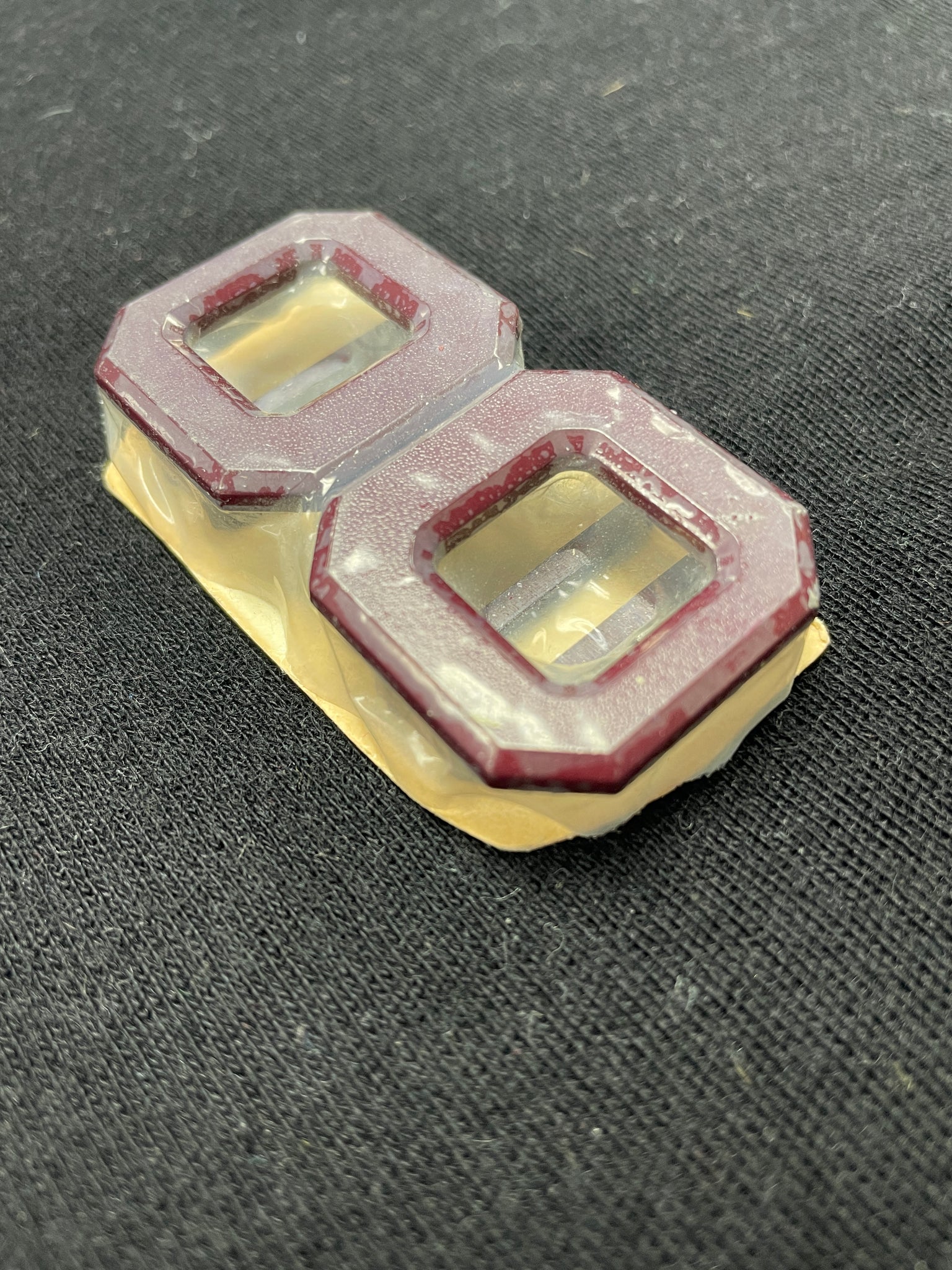 Buckle Plastic No-Sew Vintage - Maroon Squares