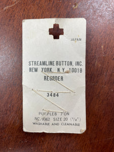 Button Plastic Set of 7 Vintage - Purple