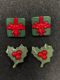 Buttons Plastic Set of 4 - Holly and Gifts