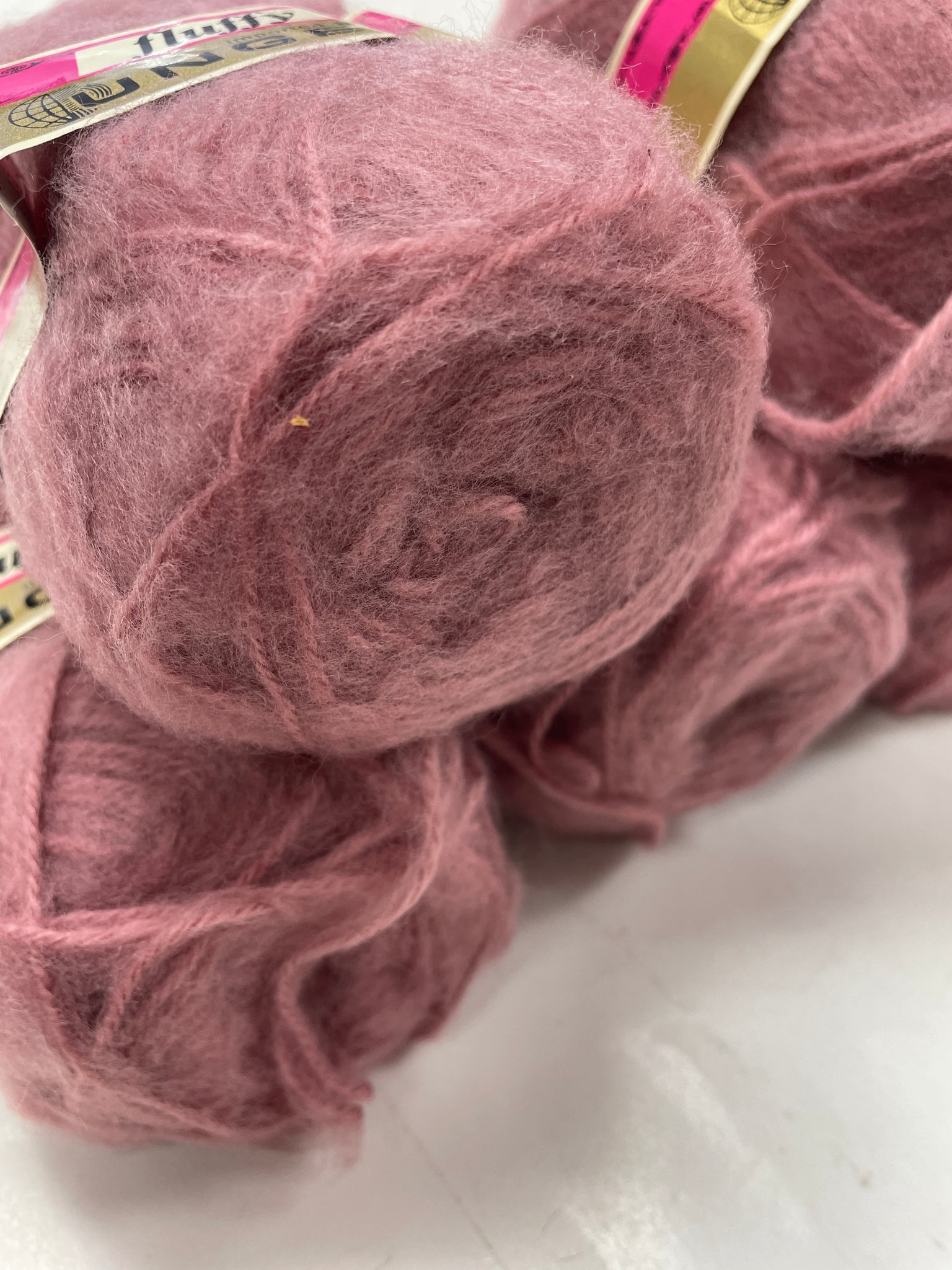 Yarn Acrylic Vintage - "Fluffy" Mauve