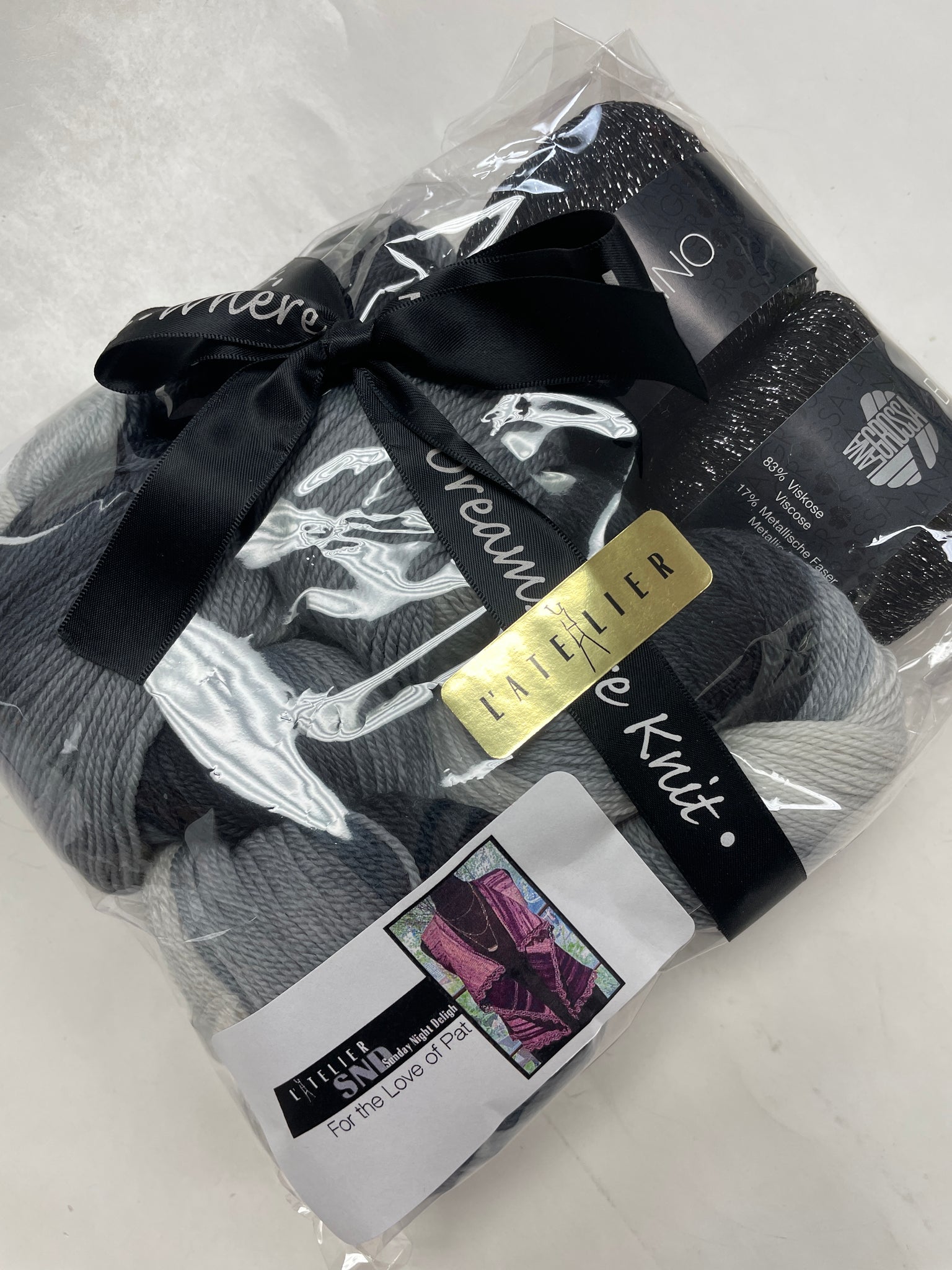 Yarn Merino/Cashmere Kit - "For the Love of Pat" Kit in Onyx
