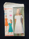 1968 Simplicity 7717 Sewing Pattern - Adult Dresses
