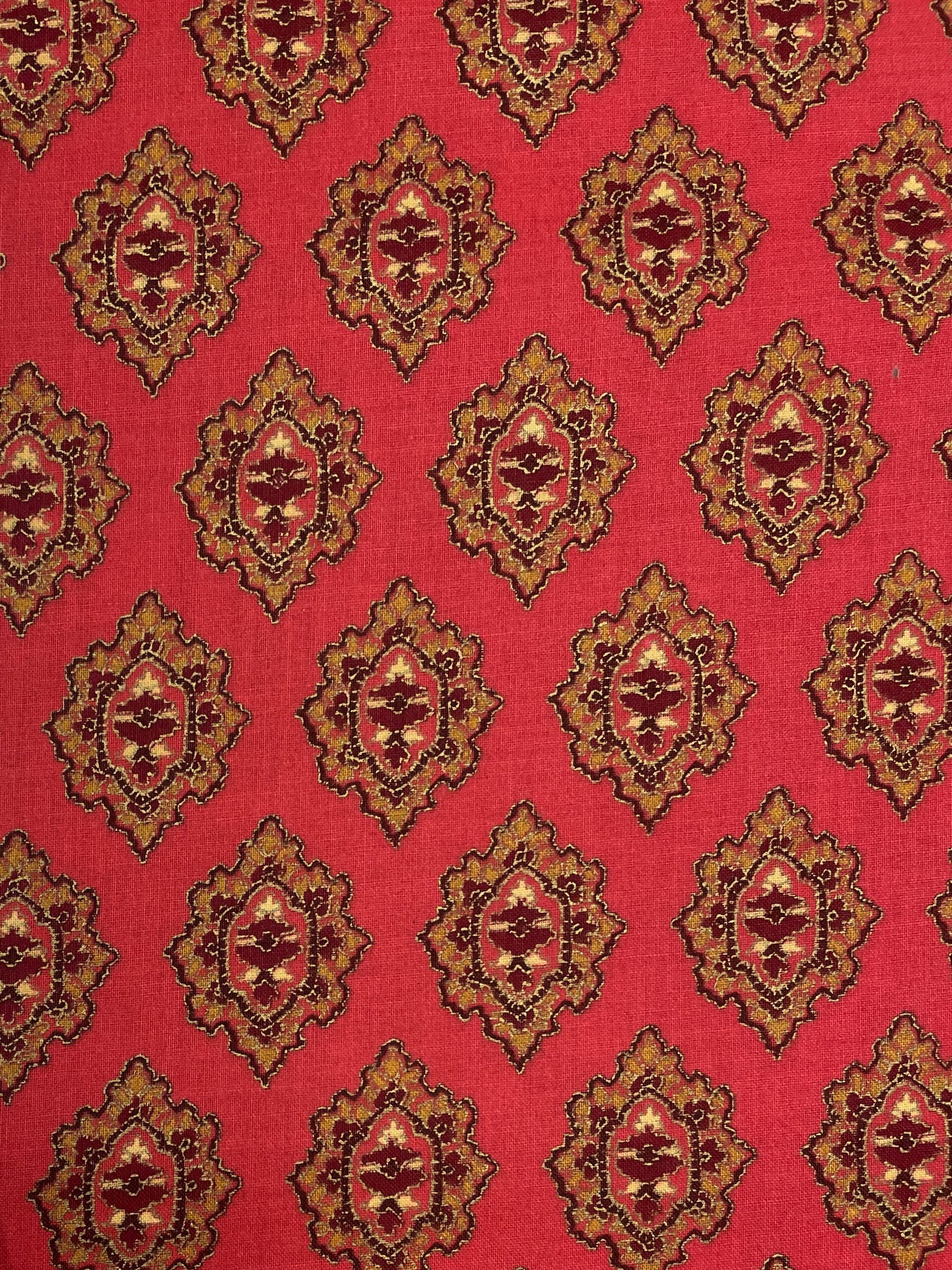 Cotton Vintage - Tomato Red with Non Metallic Gold Medallions