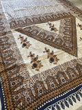 6 YD Silk Sari Vintage - Navy Blue and Tan on Off White