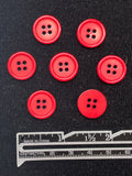 Button Plastic Set of 7 - Red